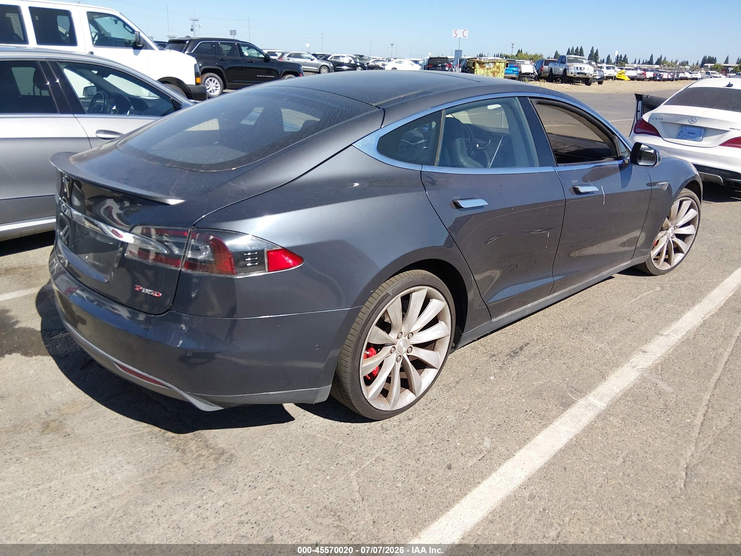 2015 Tesla Model S 85d/p85d Black vin: 5YJSA1H47FF083990