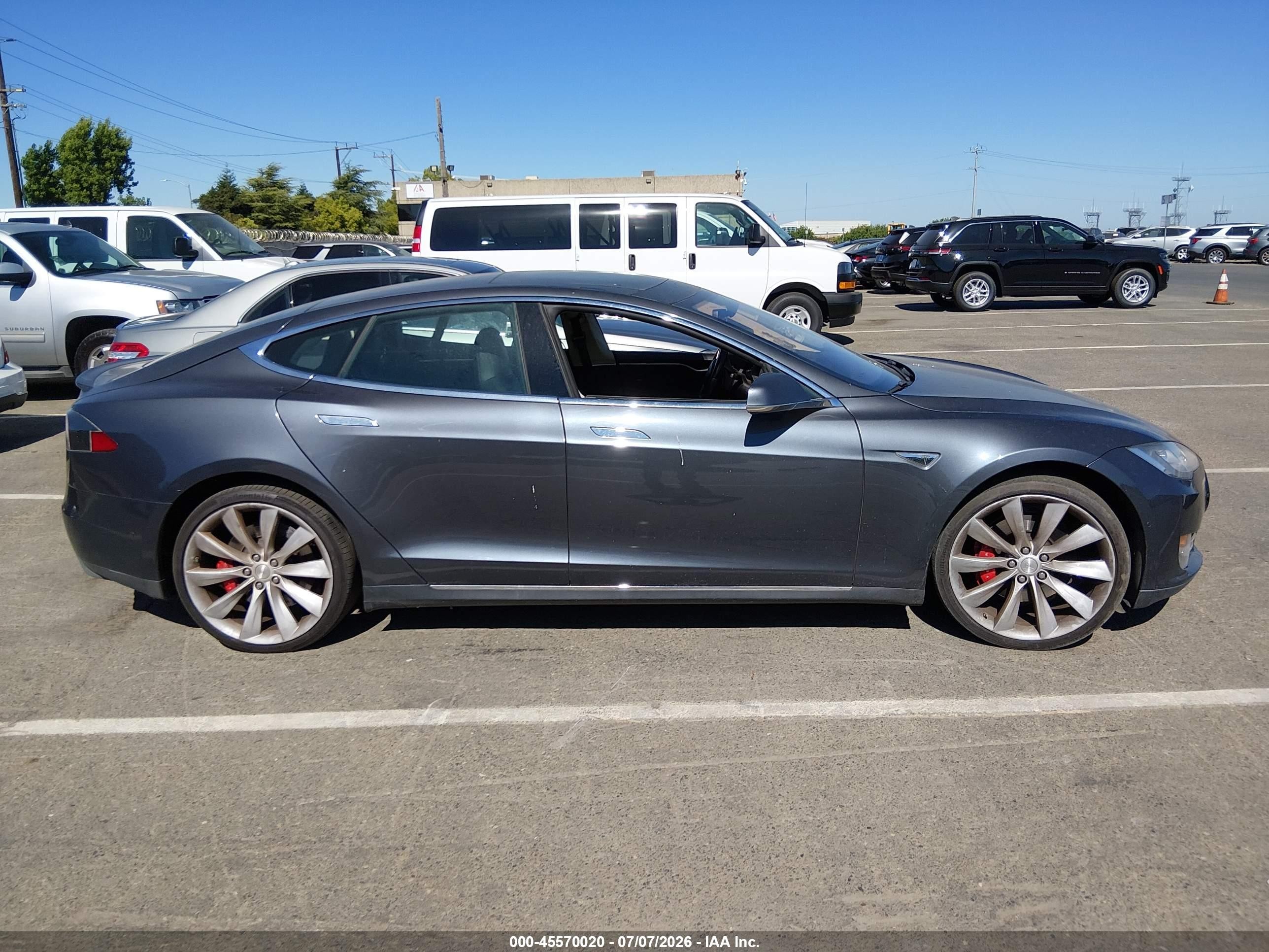 2015 Tesla Model S 85d/p85d Black vin: 5YJSA1H47FF083990