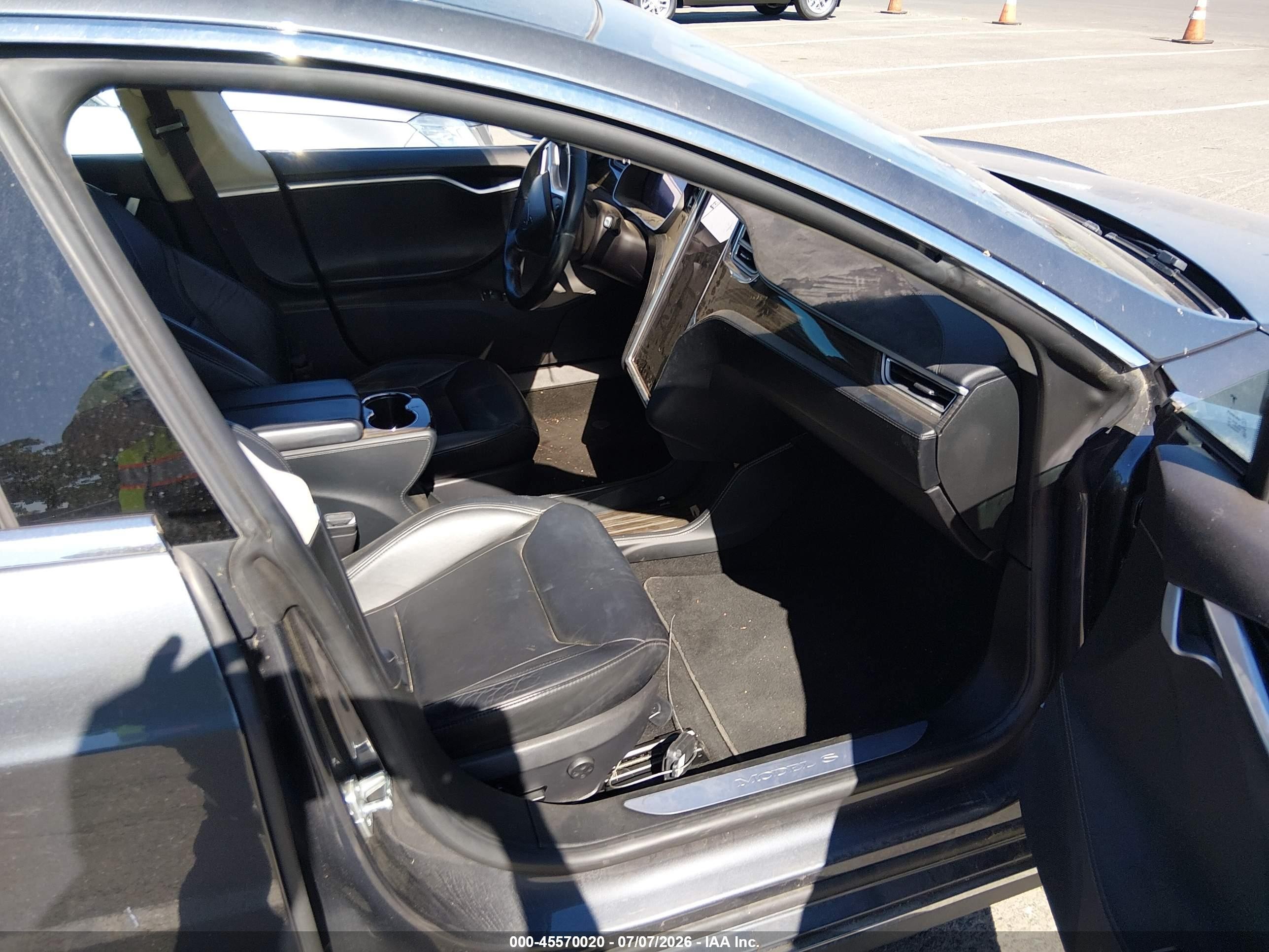 2015 Tesla Model S 85d/p85d Black vin: 5YJSA1H47FF083990