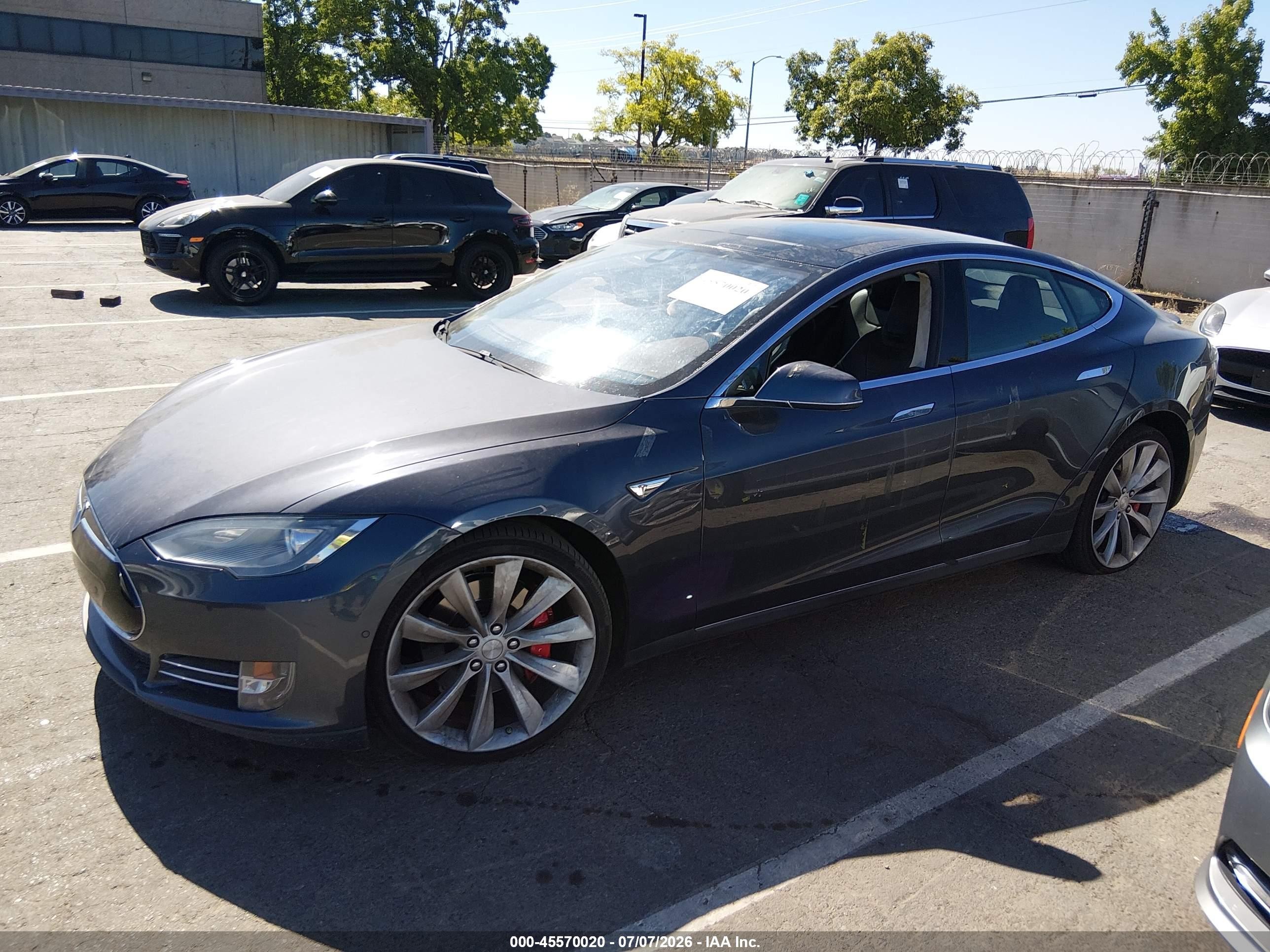 2015 Tesla Model S 85d/p85d Black vin: 5YJSA1H47FF083990