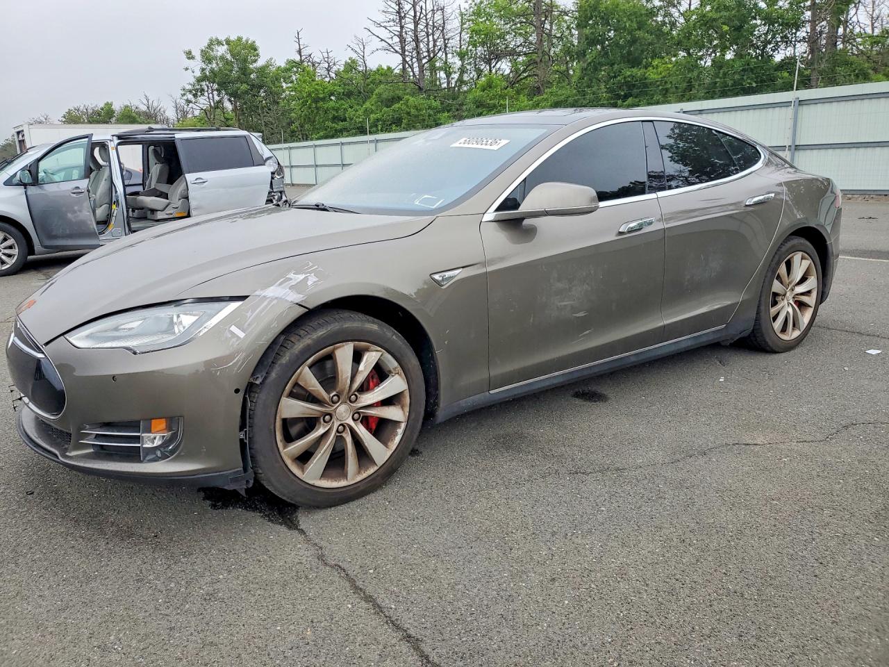 2015 Tesla Model S P85d Brown vin: 5YJSA1H47FF097176