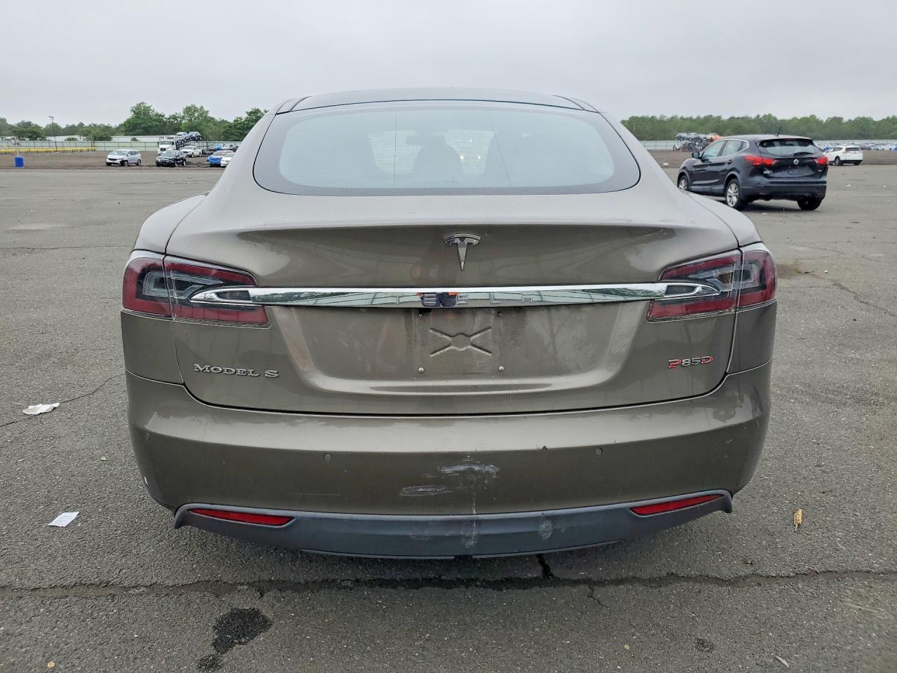 2015 Tesla Model S P85d Brown vin: 5YJSA1H47FF097176