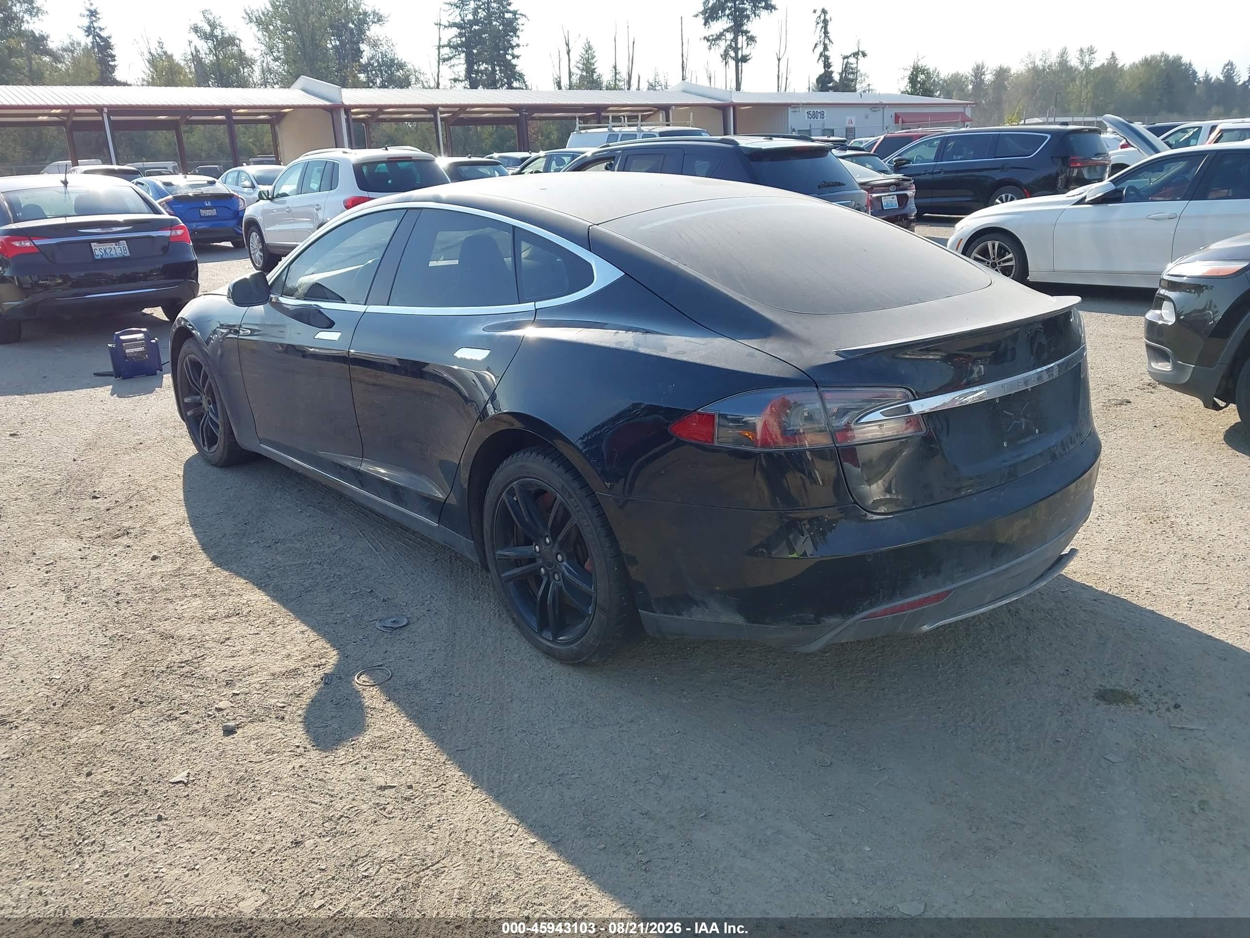 2014 Tesla Model S   Black vin: 5YJSA1S10EFP41095