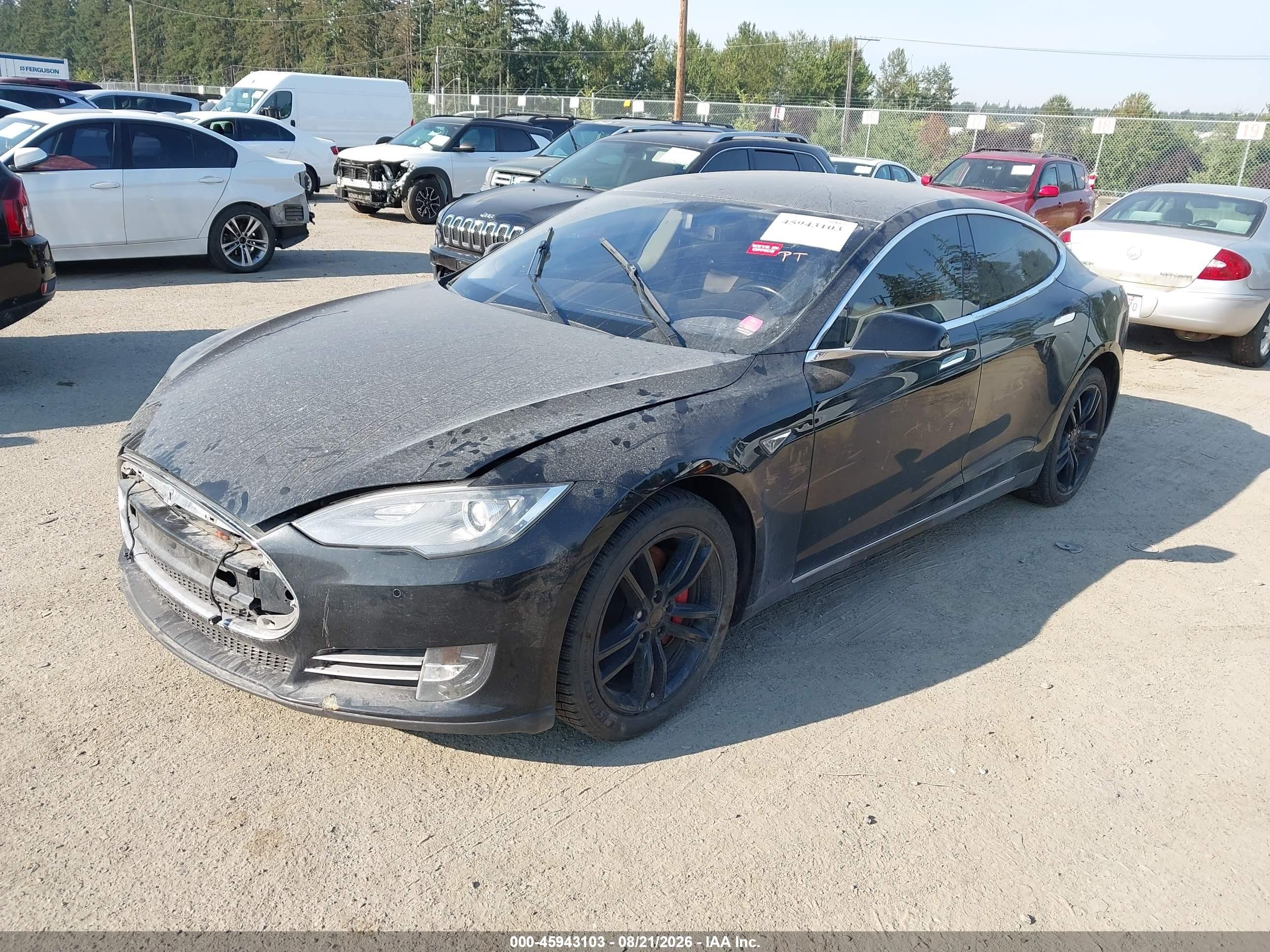 2014 Tesla Model S   Black vin: 5YJSA1S10EFP41095