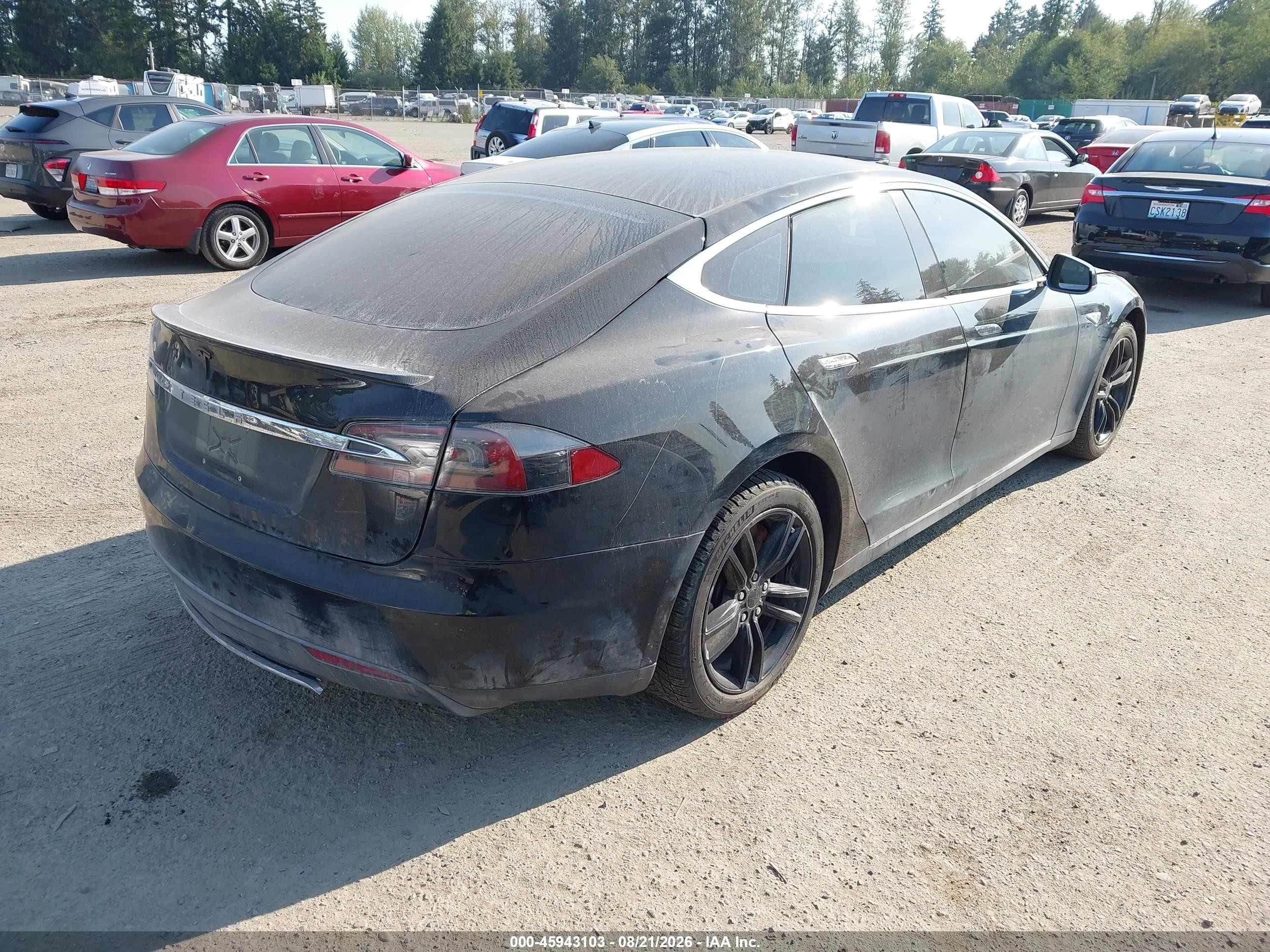 2014 Tesla Model S   Black vin: 5YJSA1S10EFP41095