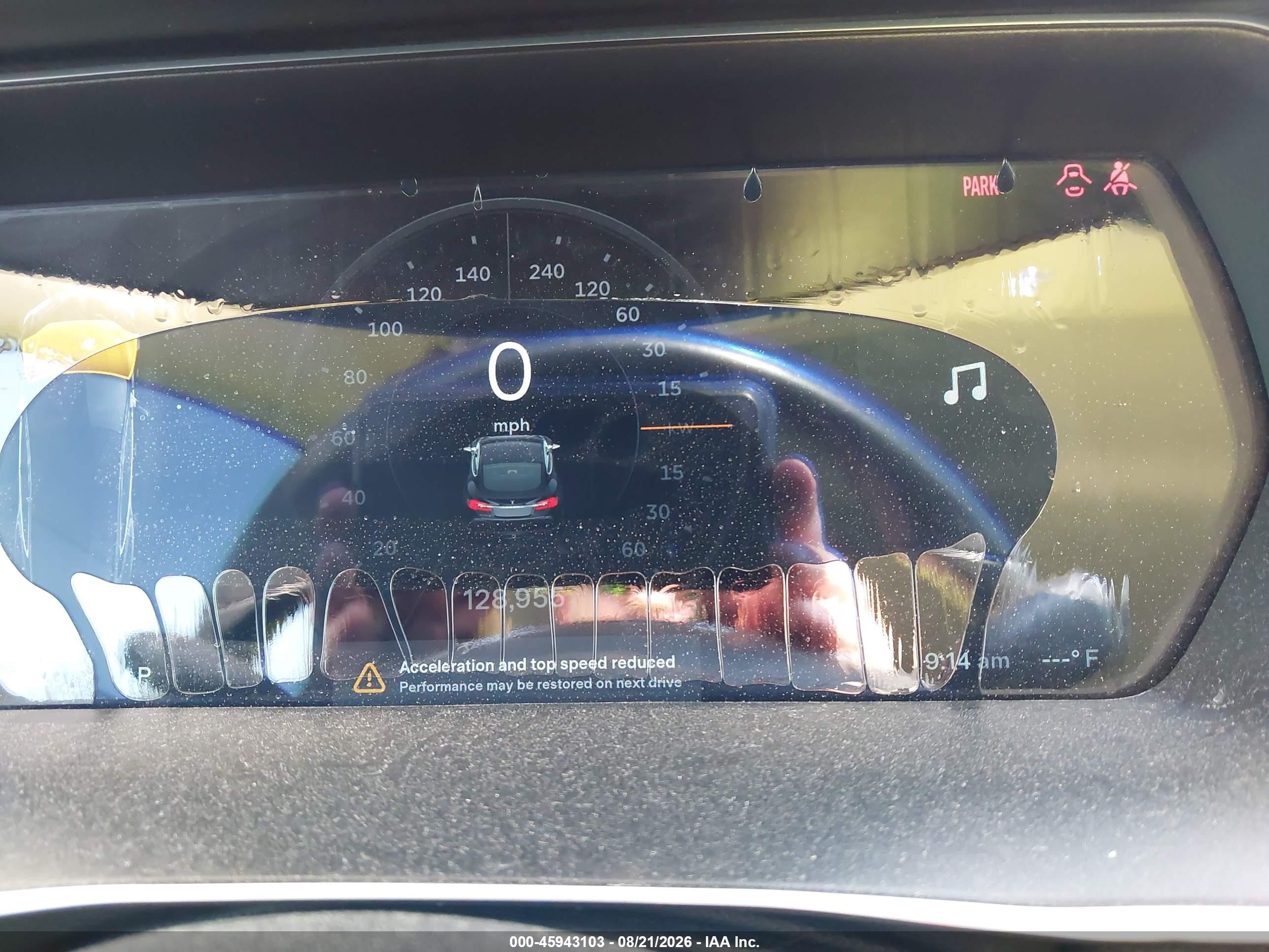 2014 Tesla Model S   Black vin: 5YJSA1S10EFP41095