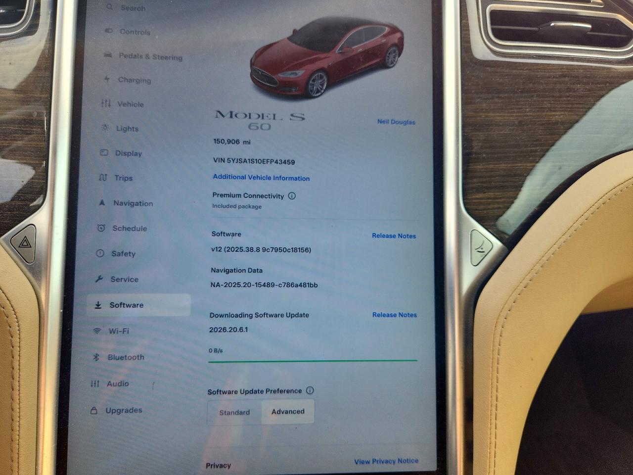 2014 Tesla Model S Red vin: 5YJSA1S10EFP43459