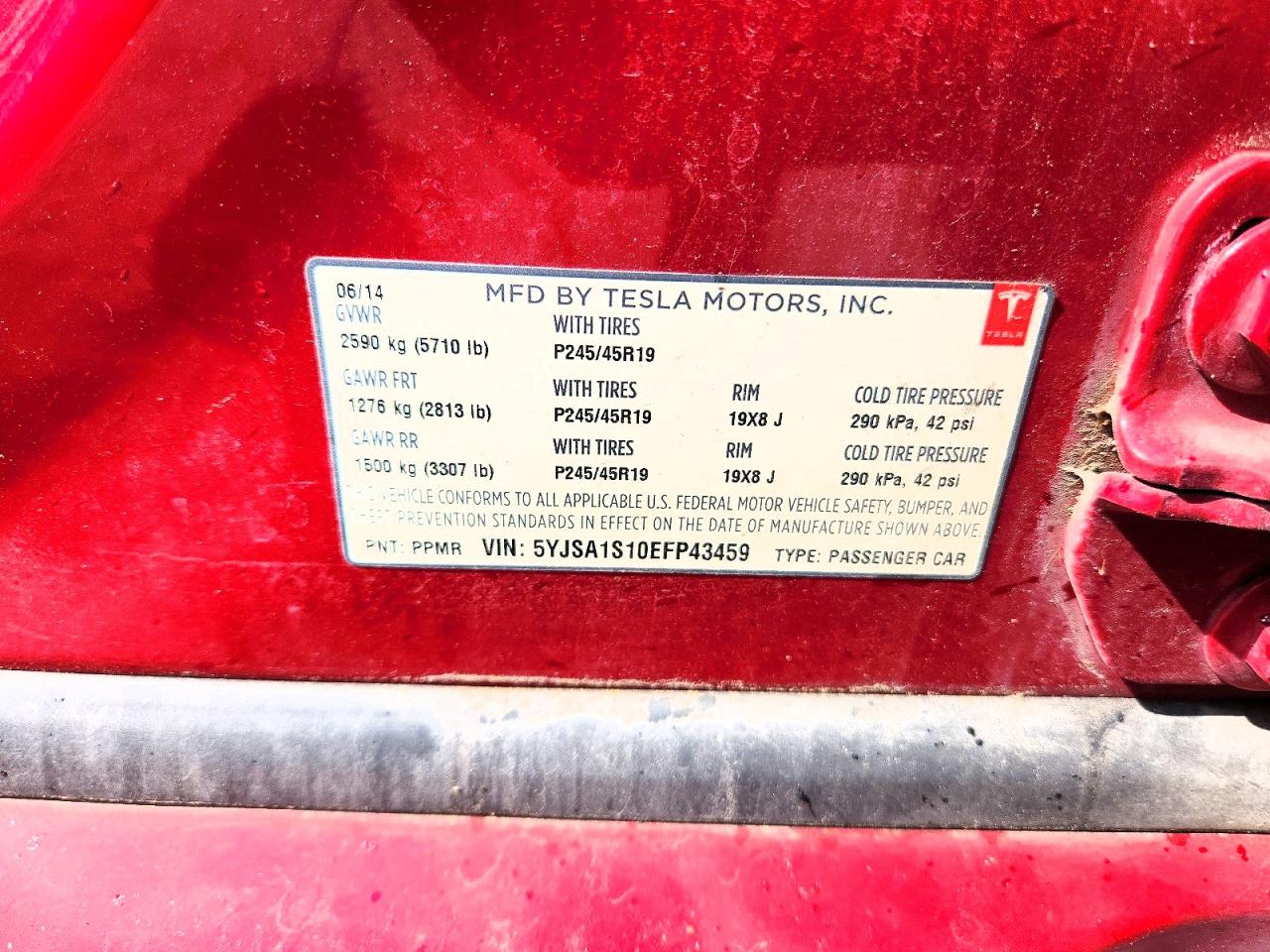 2014 Tesla Model S Red vin: 5YJSA1S10EFP43459