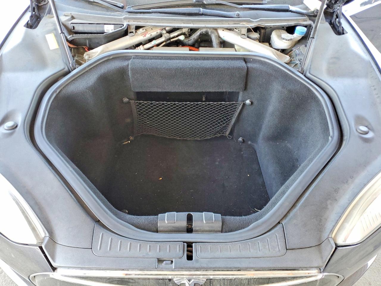 2015 Tesla Model S 60 Синий vin: 5YJSA1S10FFP71554