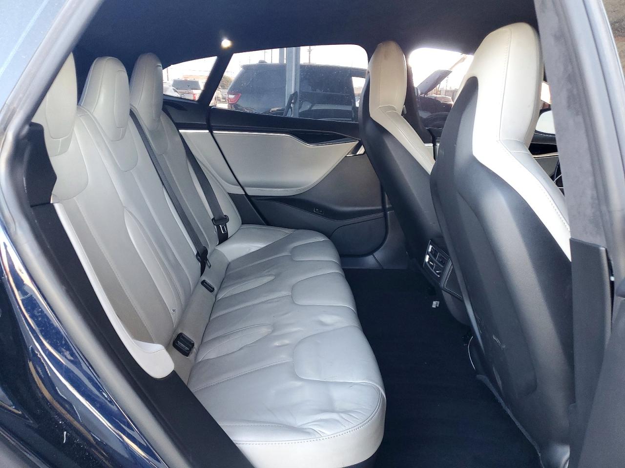 2015 Tesla Model S 60 Синий vin: 5YJSA1S10FFP71554