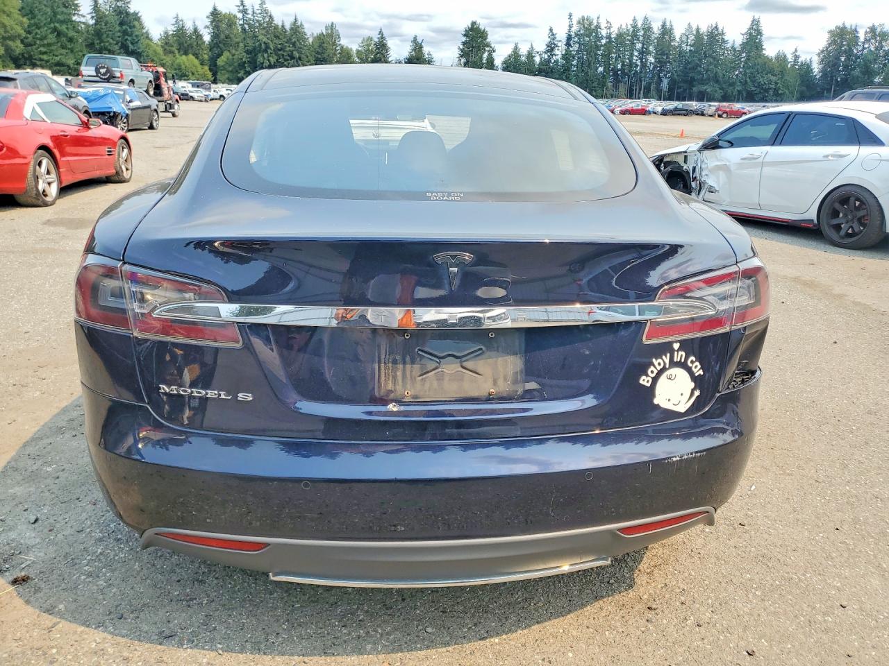 2015 Tesla Model S 60 Blue vin: 5YJSA1S11FF080744