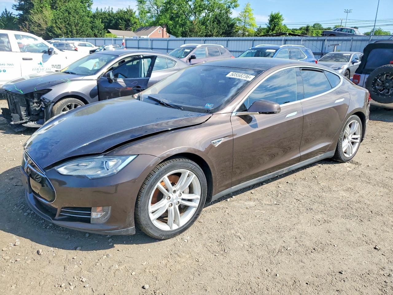2014 Tesla Model S Brown vin: 5YJSA1S12EFP52440