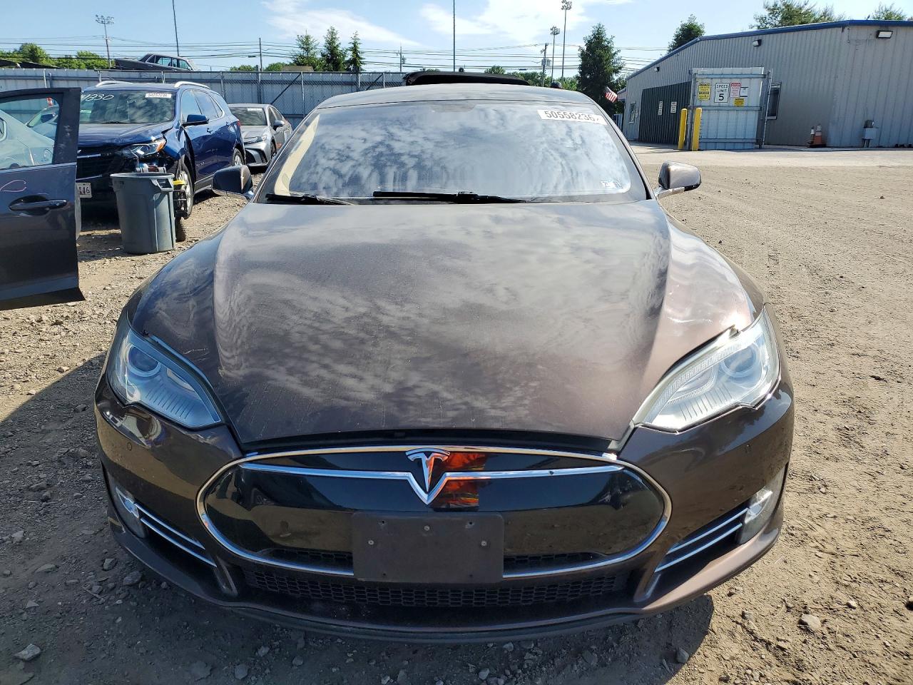 2014 Tesla Model S Brown vin: 5YJSA1S12EFP52440