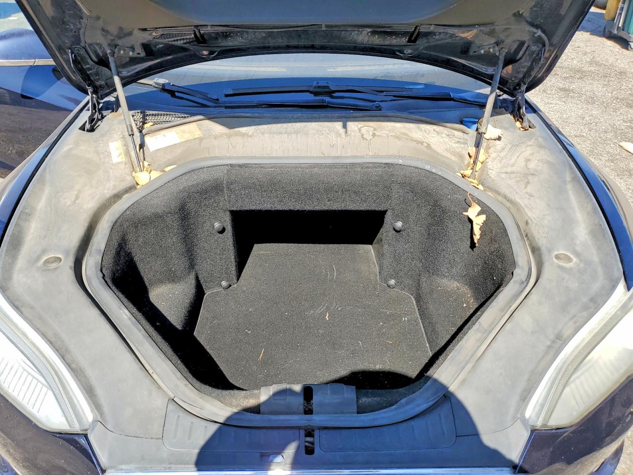 2015 Tesla Model S 60 Blue vin: 5YJSA1S12FFP73371
