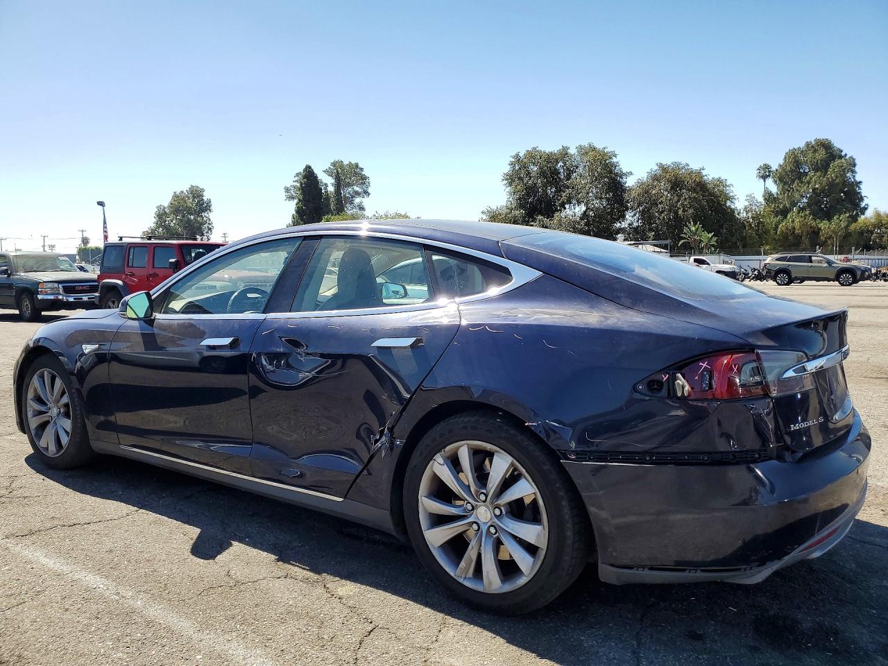 2015 Tesla Model S 60 Blue vin: 5YJSA1S12FFP73371