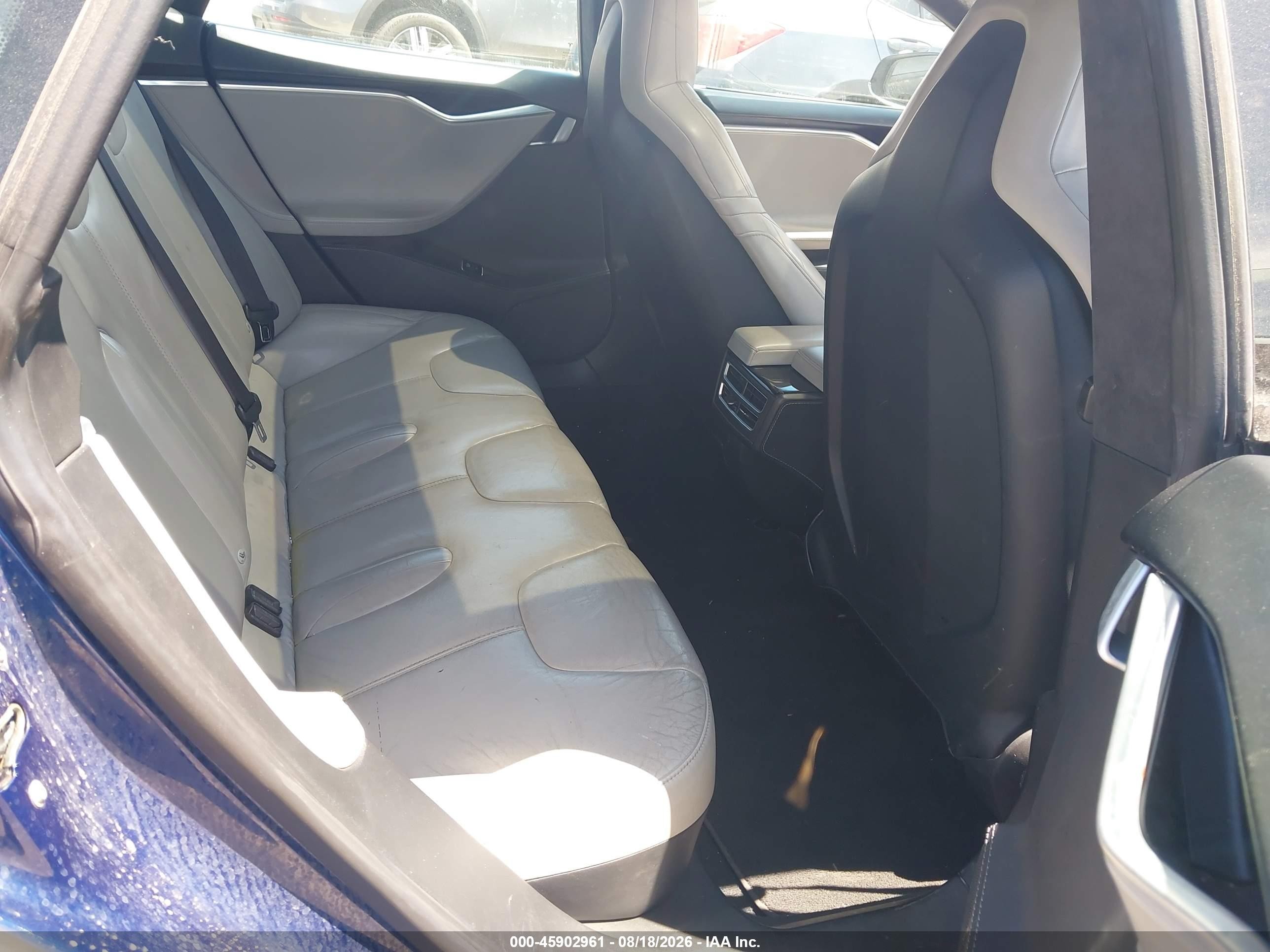 2015 Tesla Model S 60/70/85 Blue vin: 5YJSA1S14FF097926