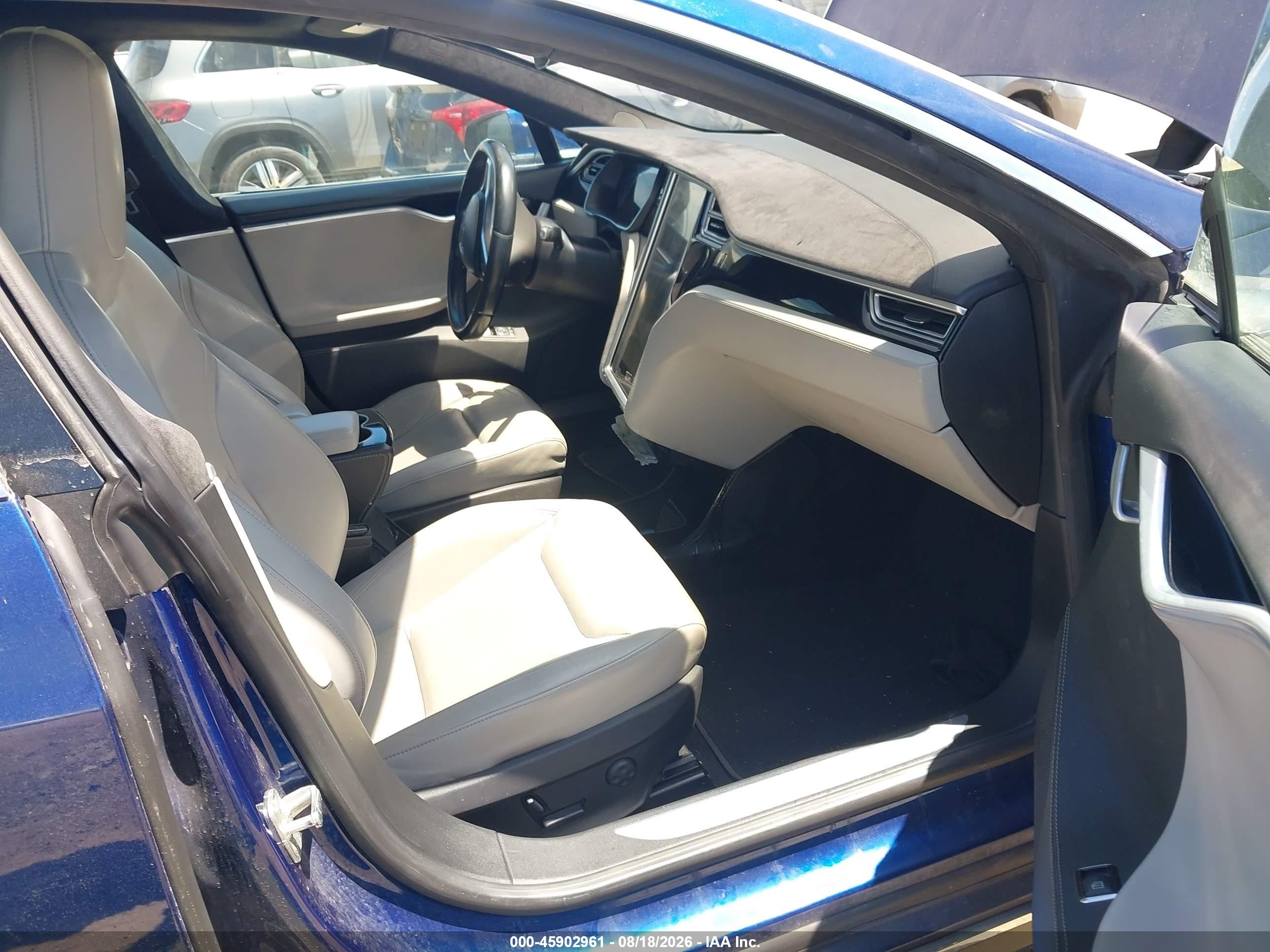 2015 Tesla Model S 60/70/85 Blue vin: 5YJSA1S14FF097926