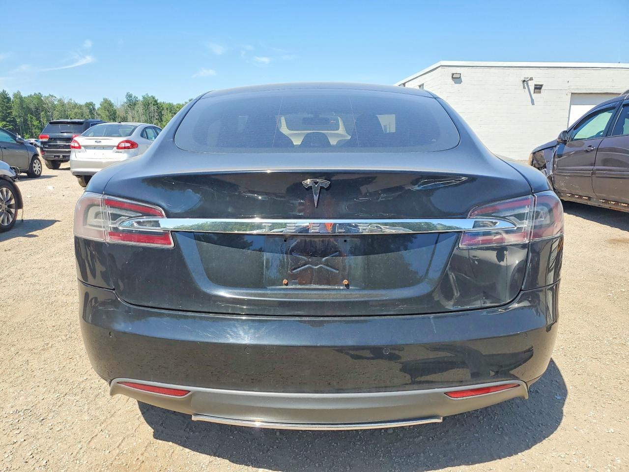 2014 Tesla Model S Black vin: 5YJSA1S15EFP38189