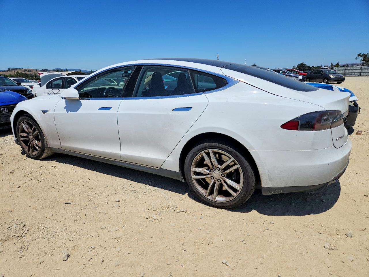 2014 Tesla Model S White vin: 5YJSA1S15EFP49838