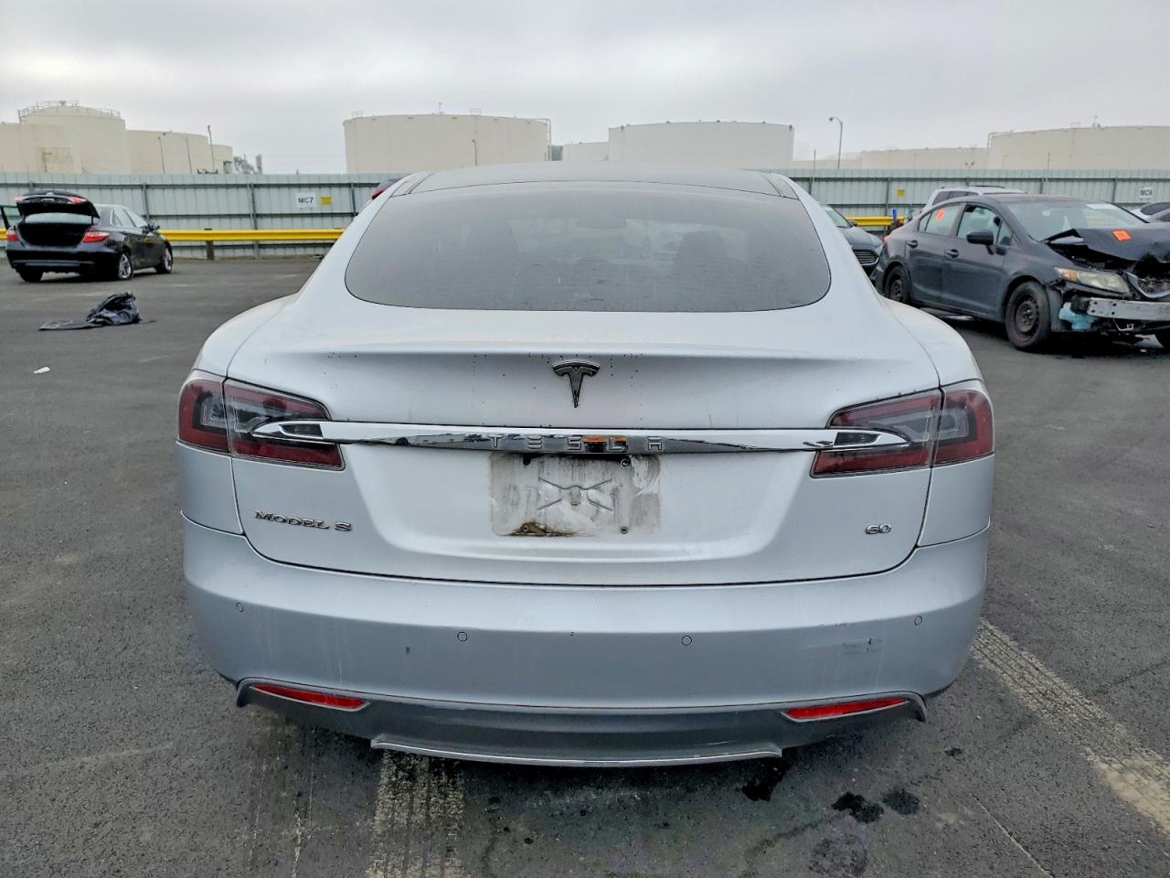 2014 Tesla Model S Silver vin: 5YJSA1S17EFP33222