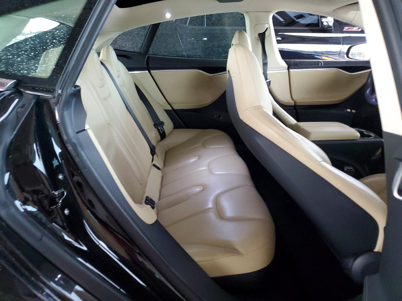 2014 Tesla Model S Black vin: 5YJSA1S18EFP32872
