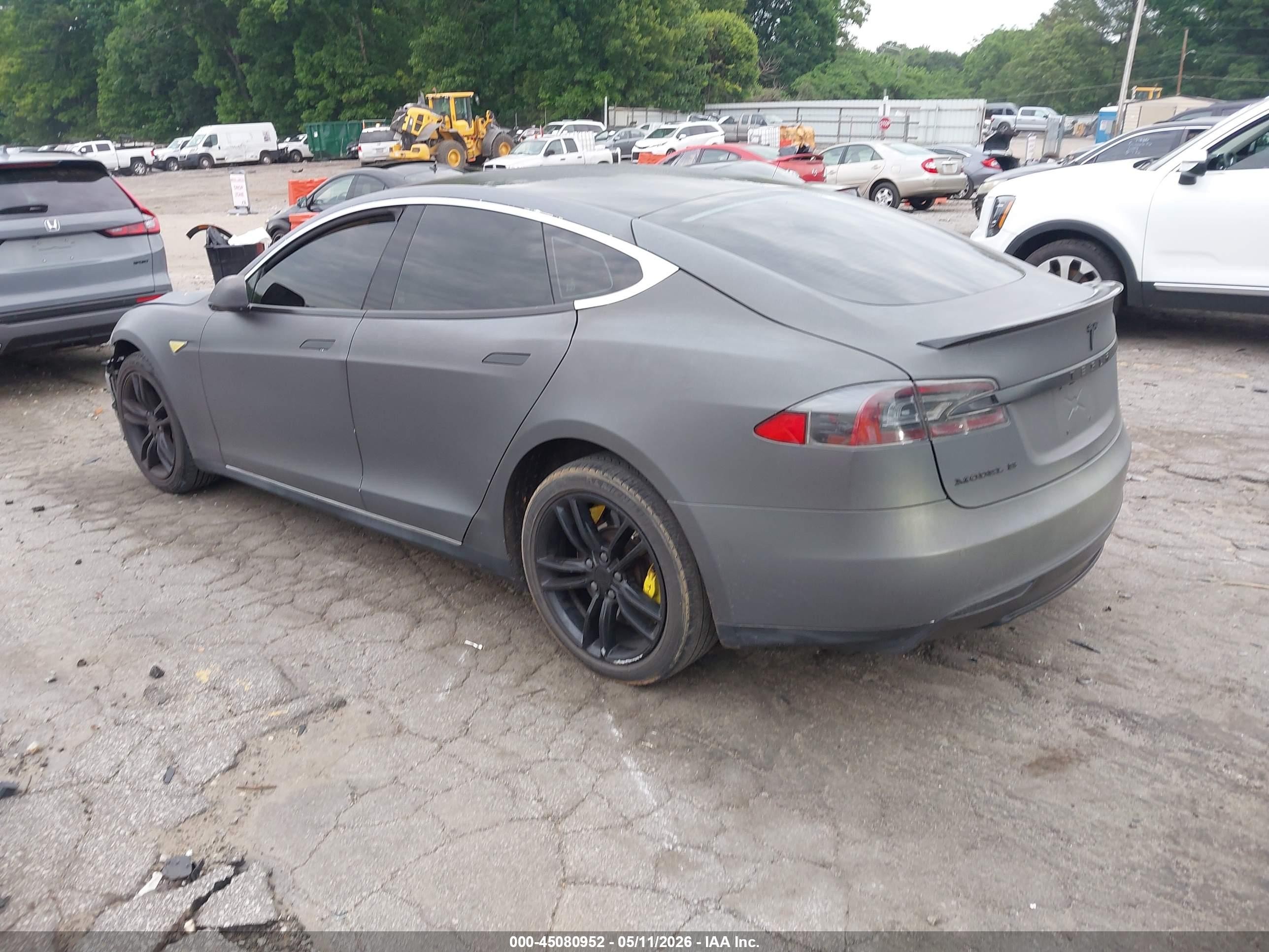 2014 Tesla Model S   Black vin: 5YJSA1S18EFP35271