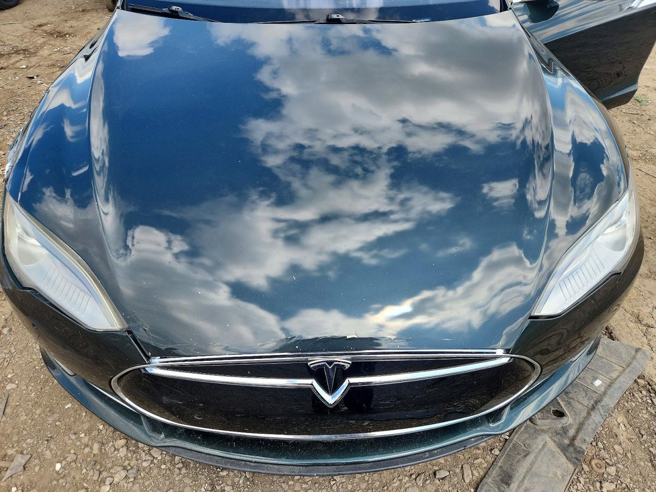 2014 Tesla Model S Green vin: 5YJSA1S18EFP50997