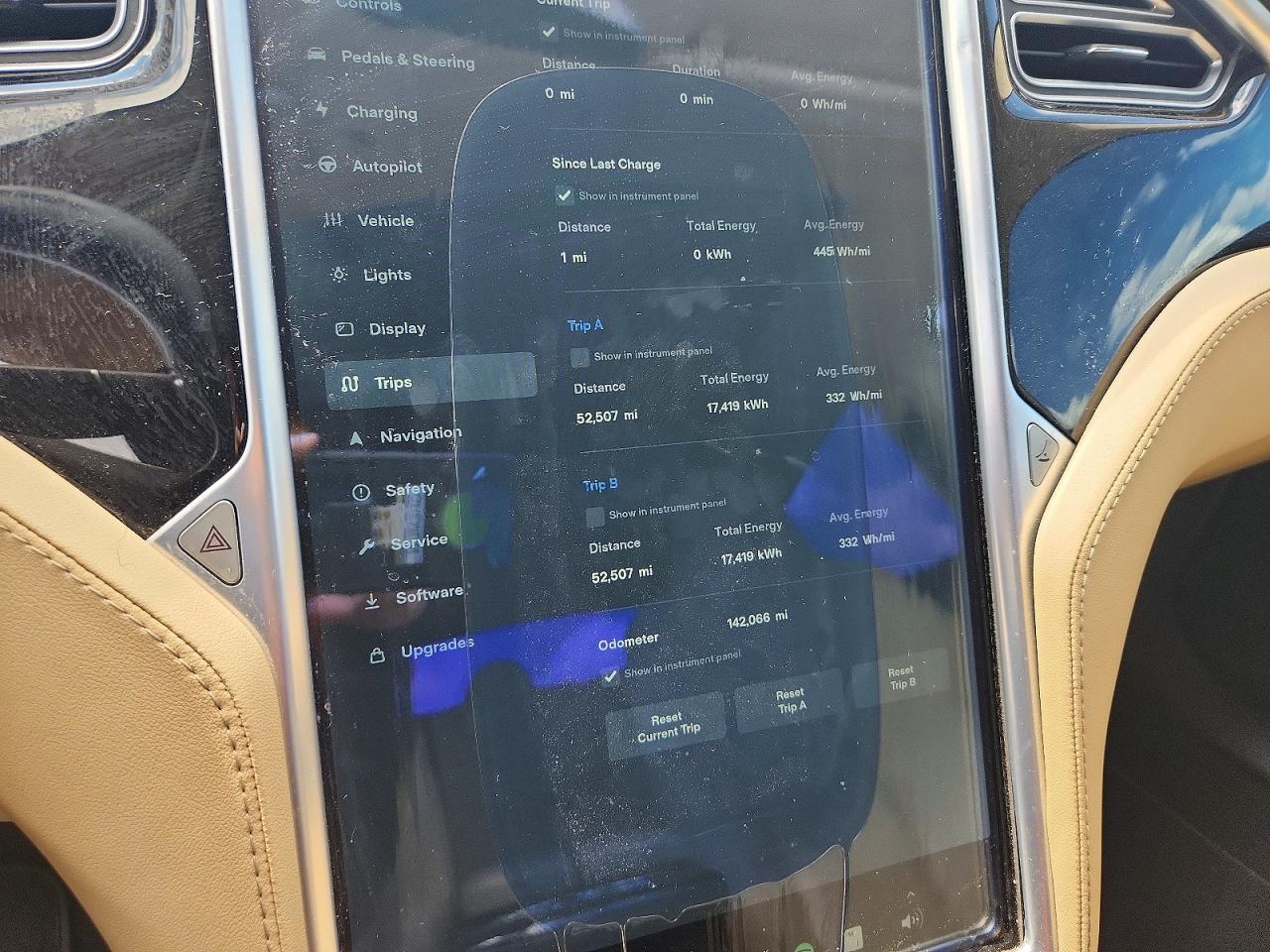 2014 Tesla Model S Green vin: 5YJSA1S18EFP50997