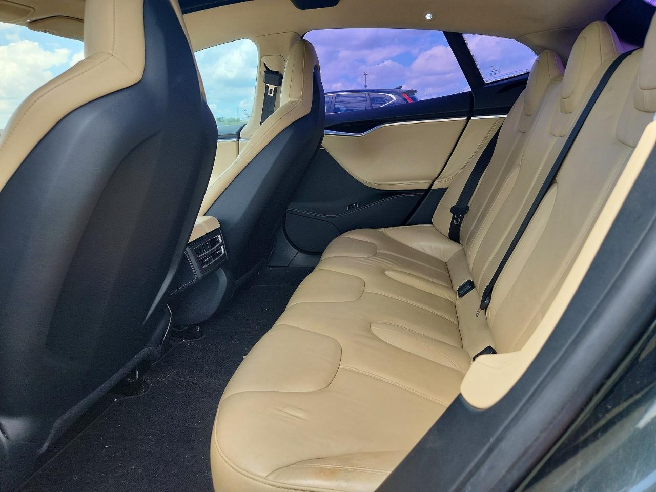 2014 Tesla Model S Green vin: 5YJSA1S18EFP50997