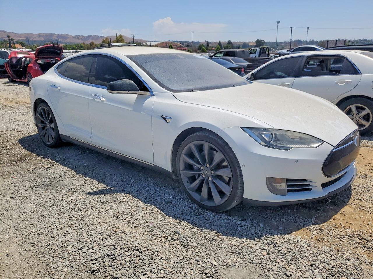 2014 Tesla Model S White vin: 5YJSA1S19EFP57408