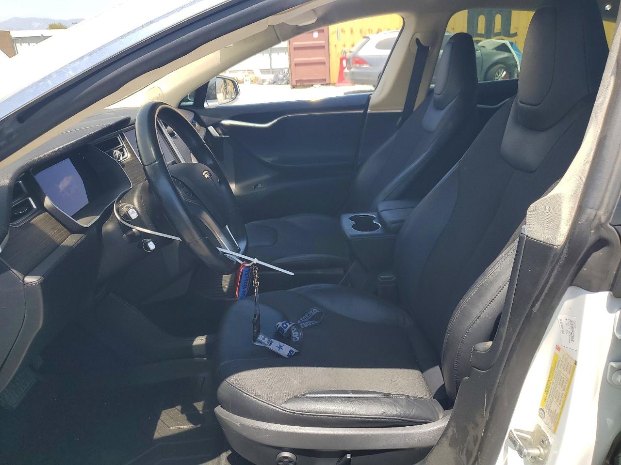 2014 Tesla Model S White vin: 5YJSA1S19EFP57408