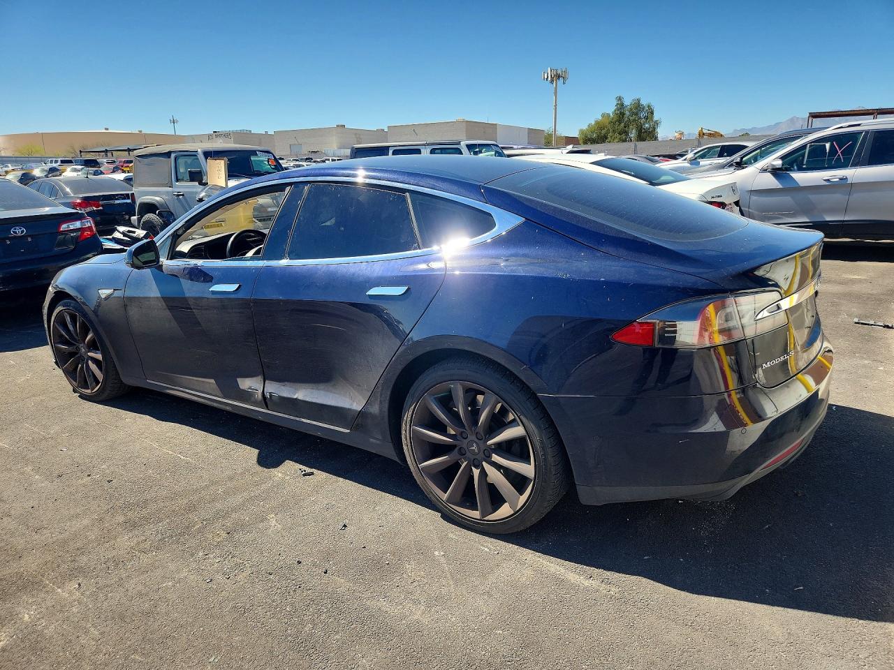 2015 Tesla Model S 60 Blue vin: 5YJSA1S1XFF080564