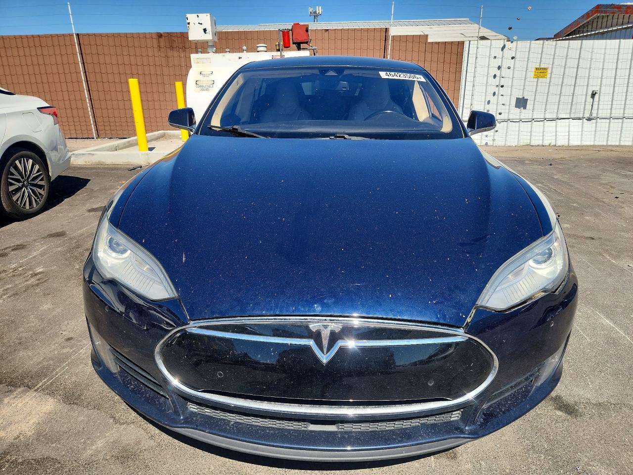 2015 Tesla Model S 60 Blue vin: 5YJSA1S1XFF080564