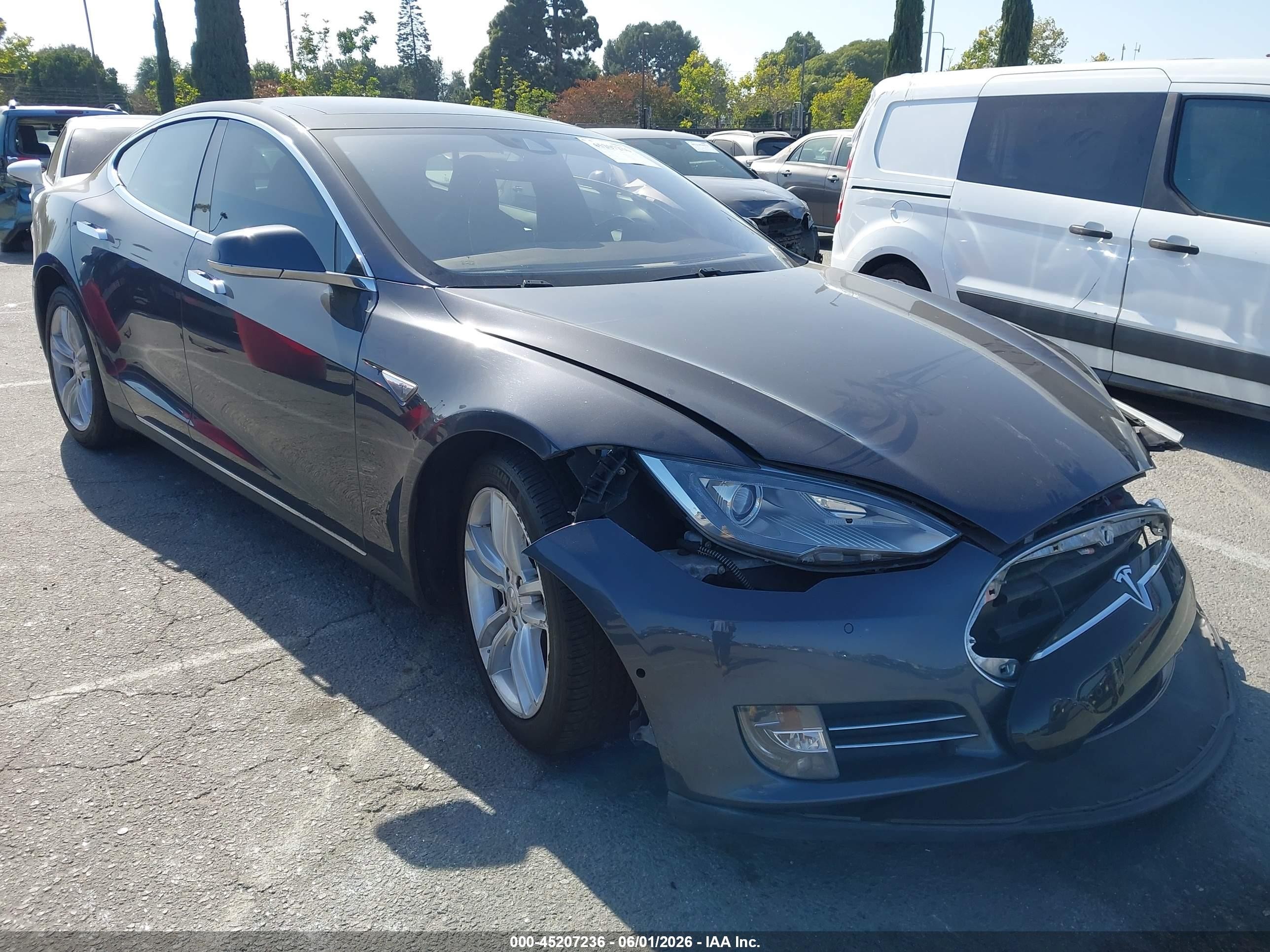 2015 Tesla Model S 60/70/85 Gray vin: 5YJSA1S1XFF099695