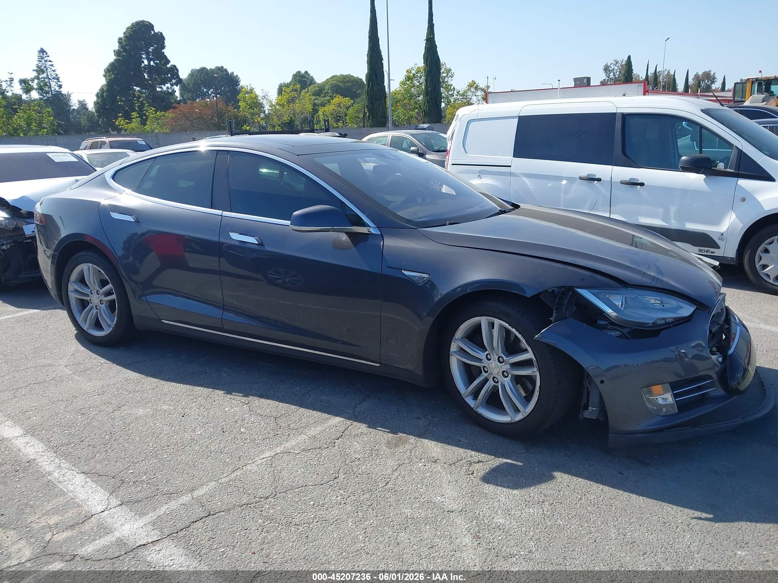 2015 Tesla Model S 60/70/85 Gray vin: 5YJSA1S1XFF099695