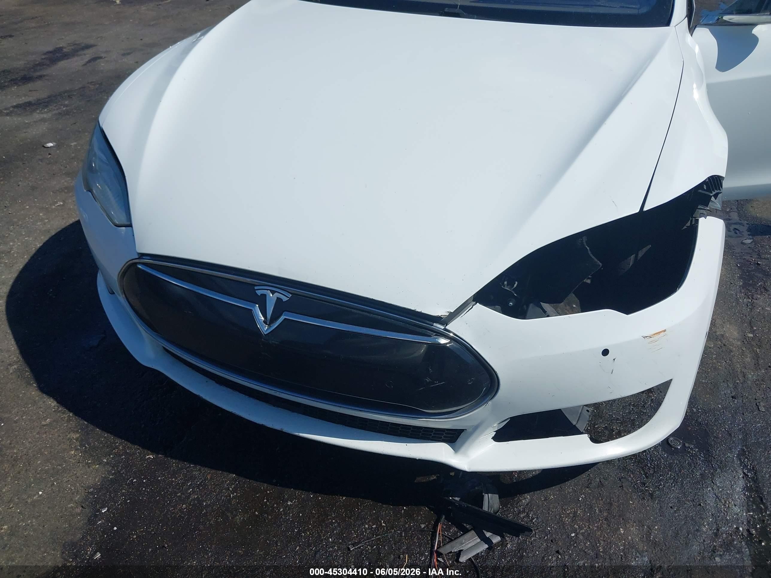 2015 Tesla Model S 70d/85d/p85d White vin: 5YJSA1S20FF094871