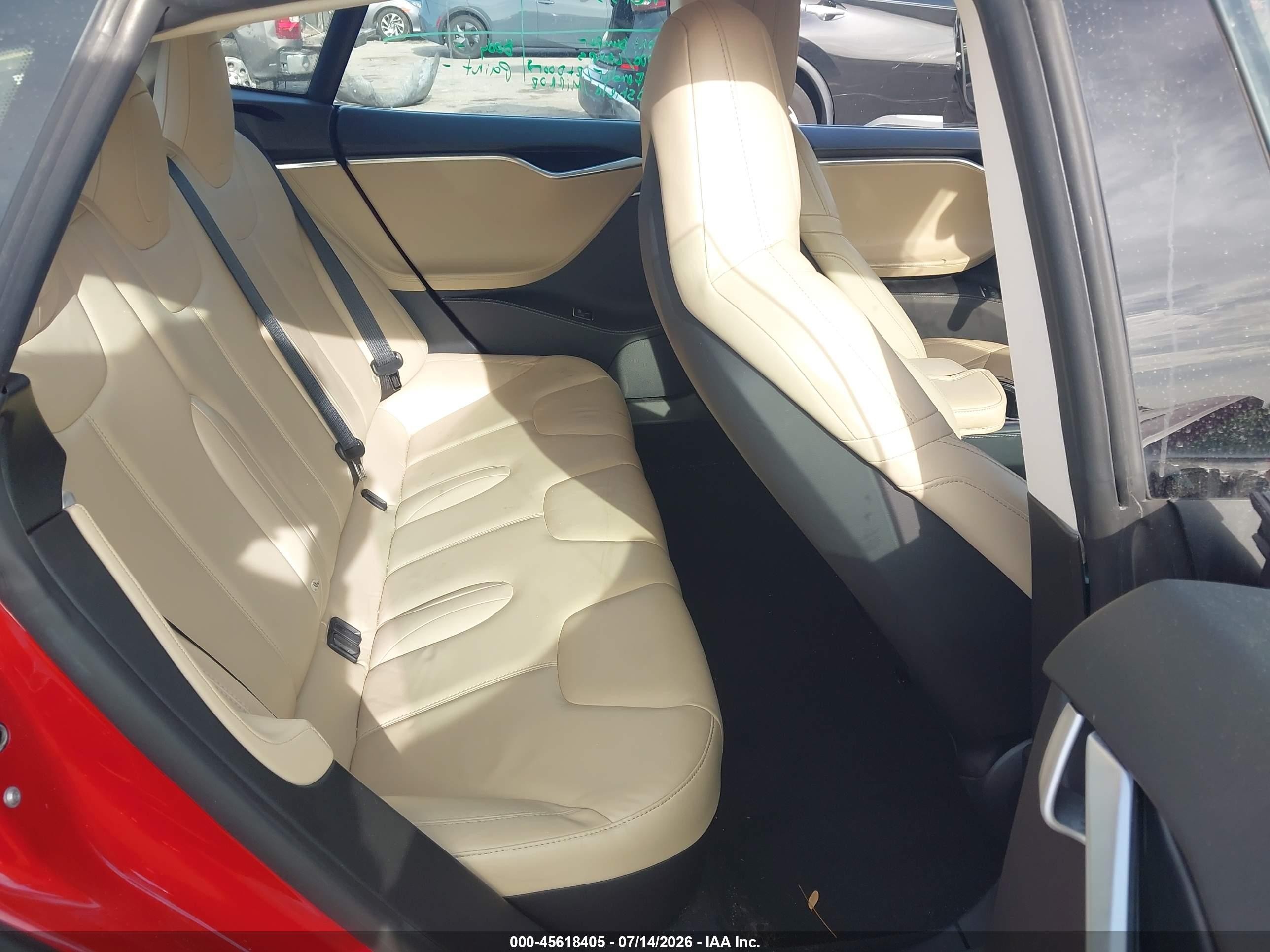 2015 Tesla Model S 70d/85d/p85d Red vin: 5YJSA1S21FF081871