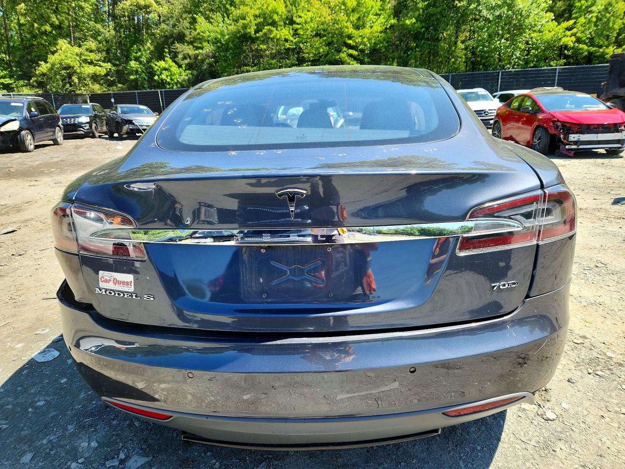 2015 Tesla Model S Серый vin: 5YJSA1S24FF094873