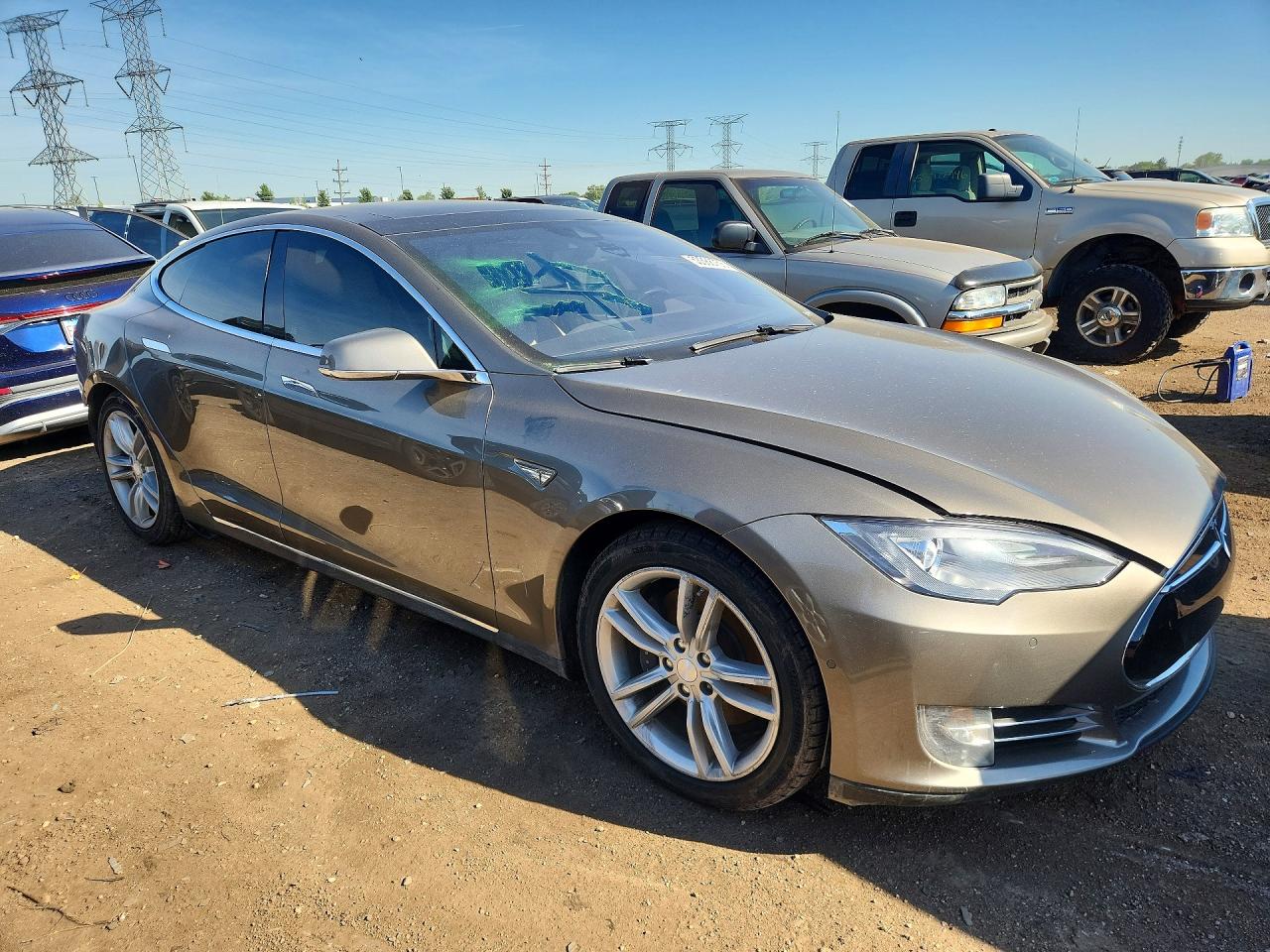 2015 Tesla Model S 70d Tan vin: 5YJSA1S24FF097157