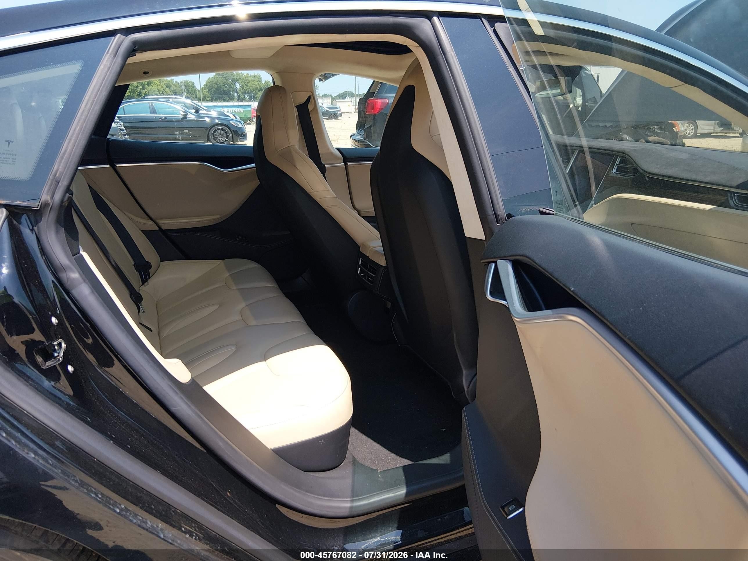 2015 Tesla Model S 70d/85d/p85d Black vin: 5YJSA1S26FF083132