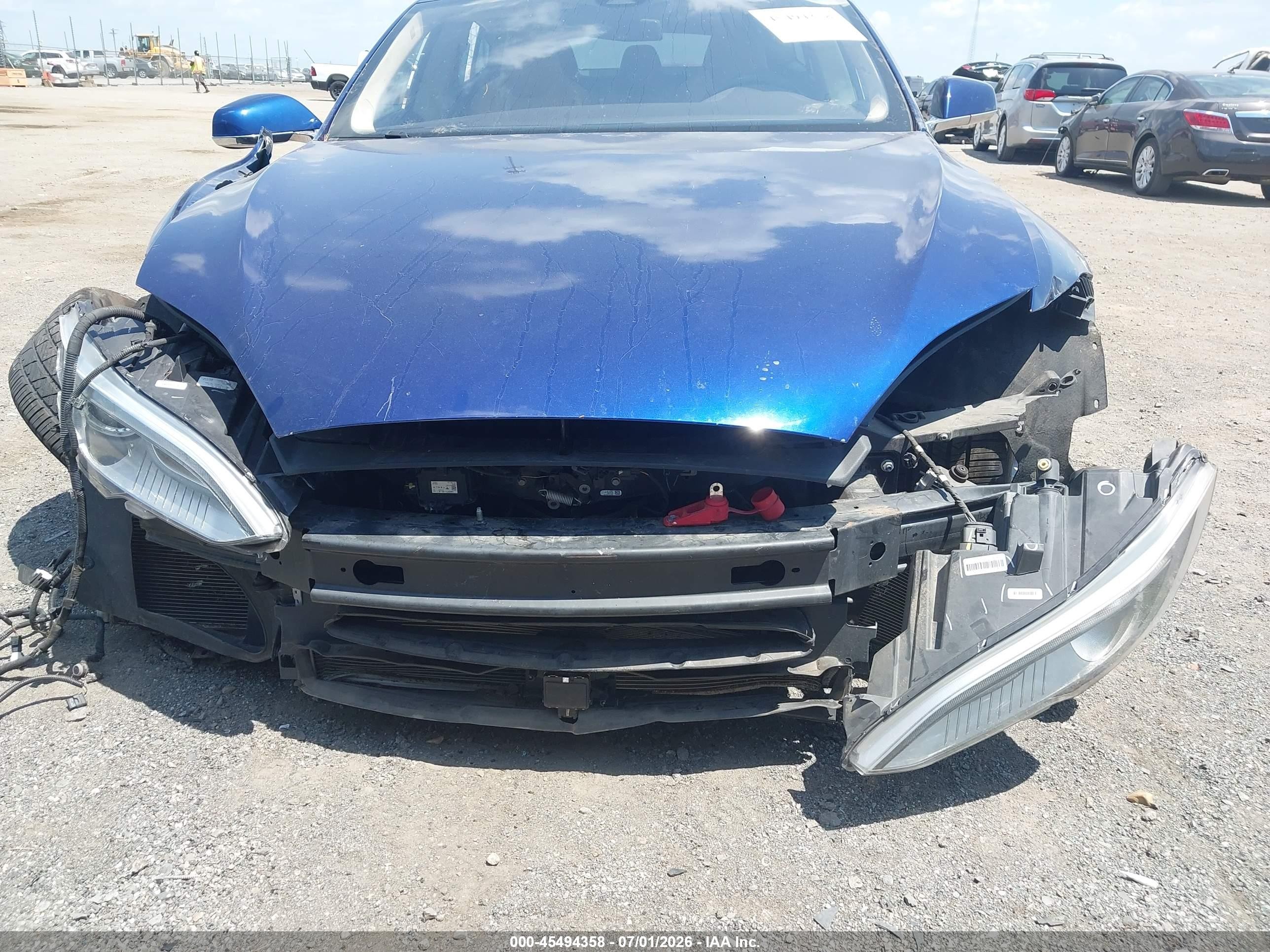 2015 Tesla Model S 70d/85d/p85d Синий vin: 5YJSA1S26FF090839