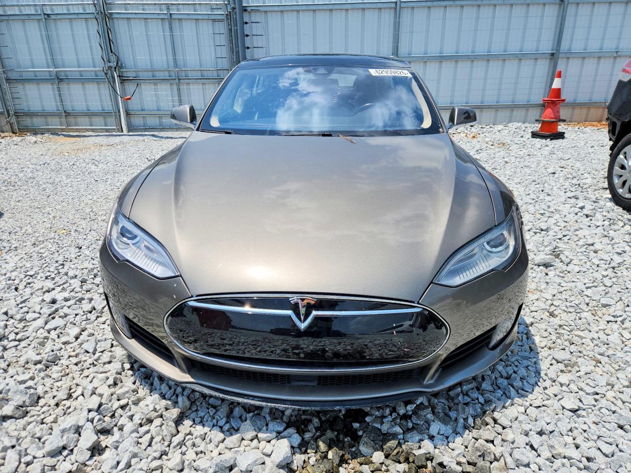 2015 Tesla Model S 70d Tan vin: 5YJSA1S27FF091854