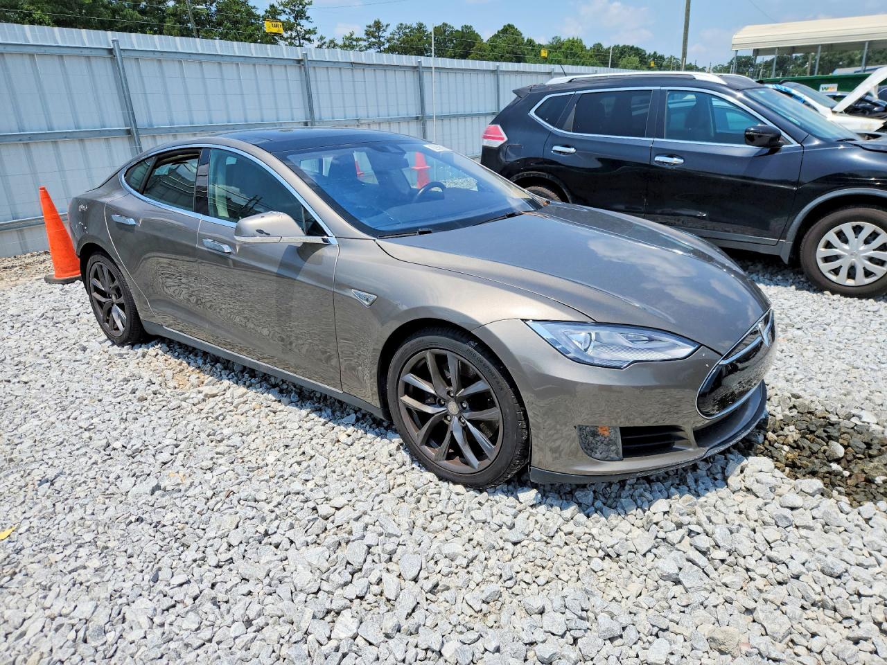 2015 Tesla Model S 70d Tan vin: 5YJSA1S27FF091854