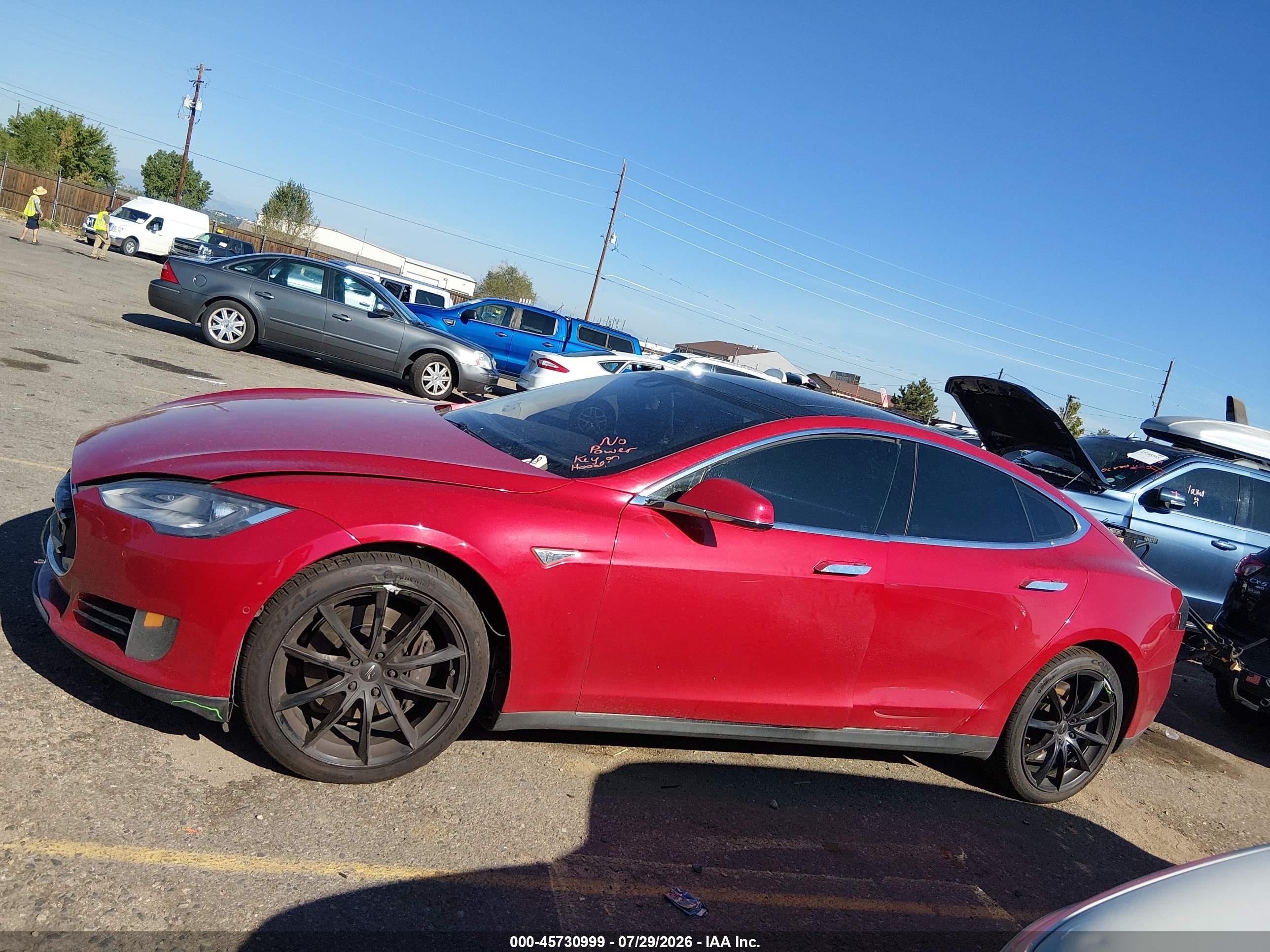 2015 Tesla Model S 70d/85d/p85d Red vin: 5YJSA1S27FF095838