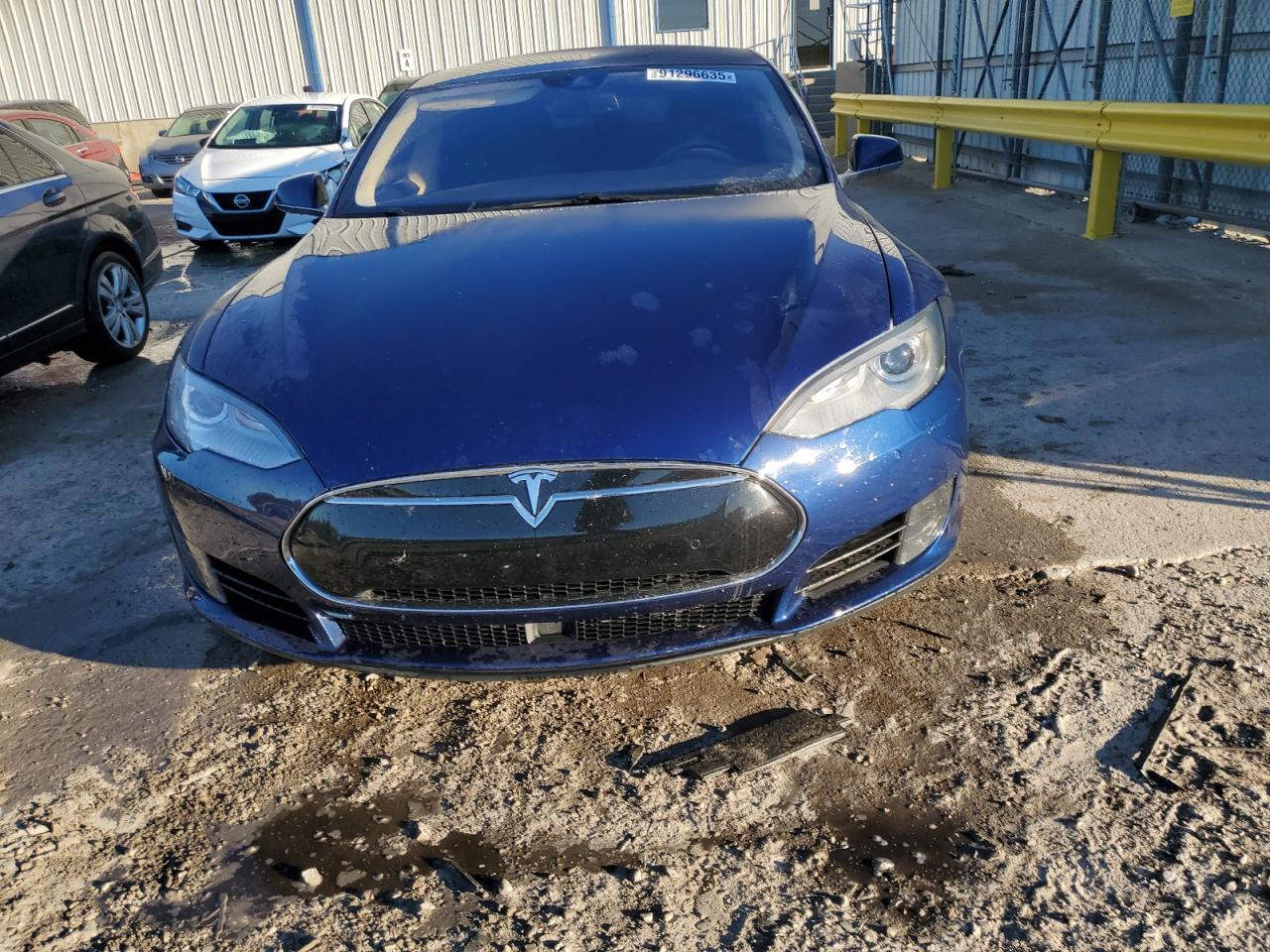 2015 Tesla Model S 90d Blue vin: 5YJSA1V27FF099092