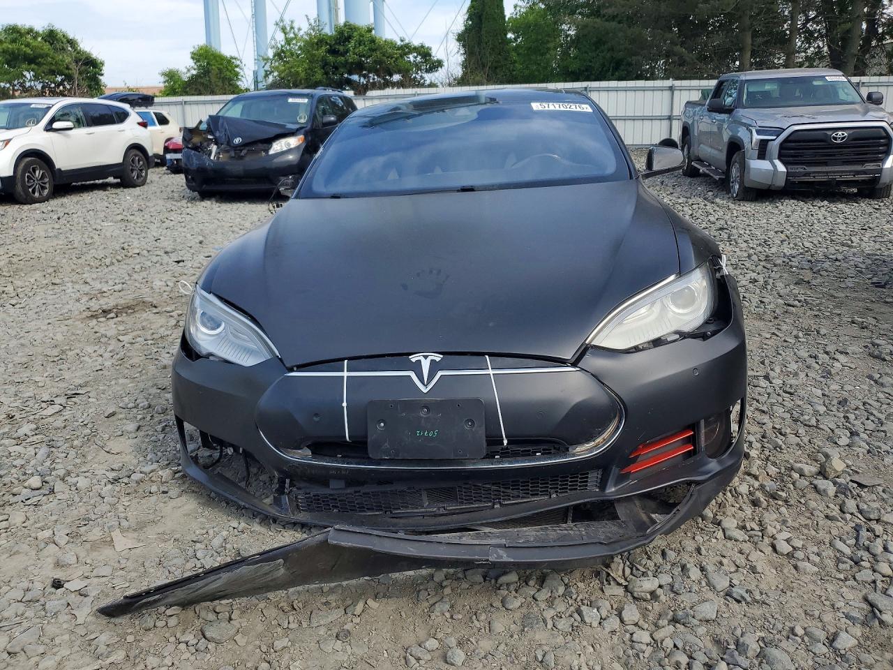 2015 Tesla Model S 85d Black vin: 5YJSA4H20FFP75444