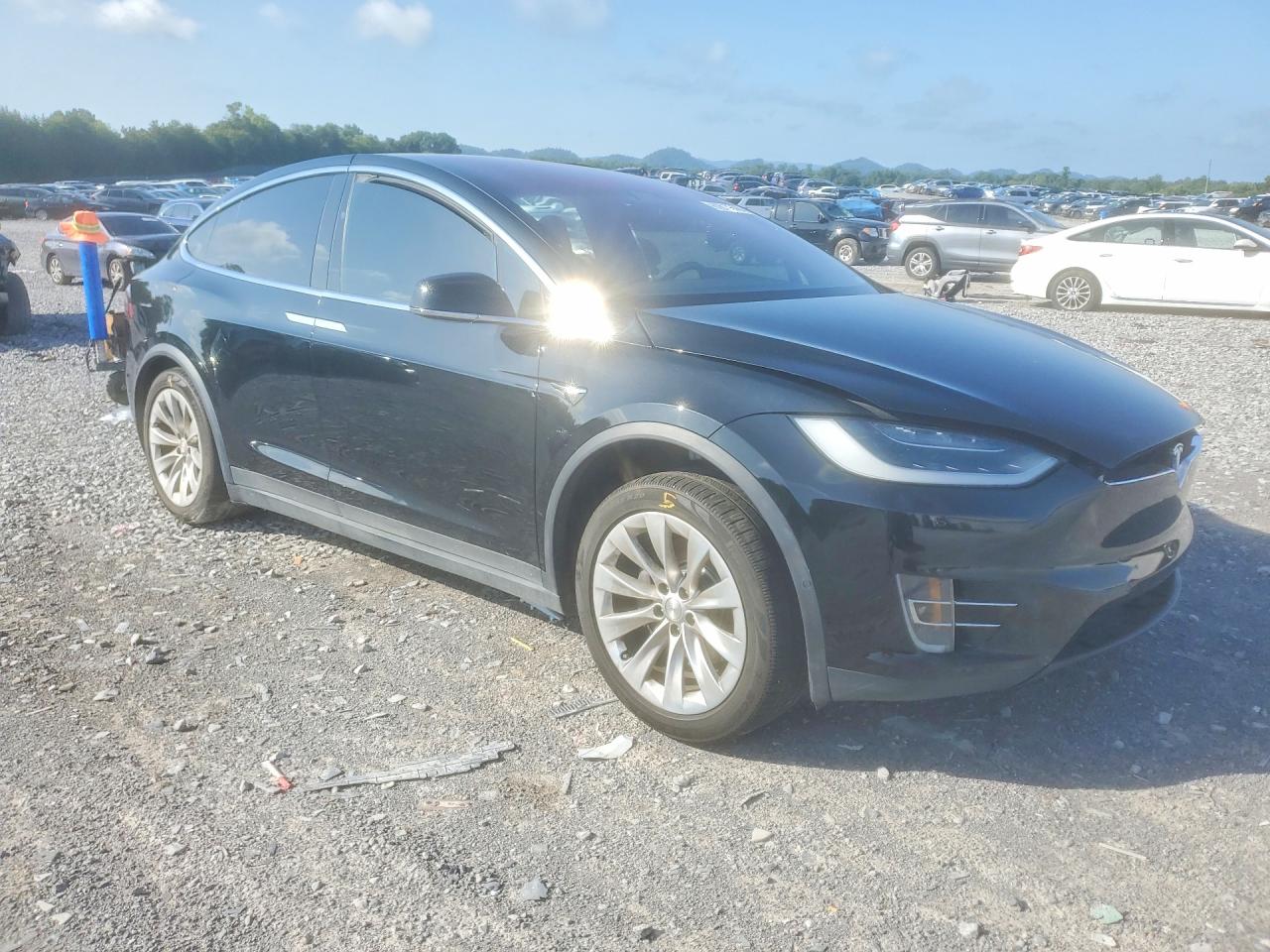 2019 Tesla Model X Black vin: 5YJXCAE20KF161376