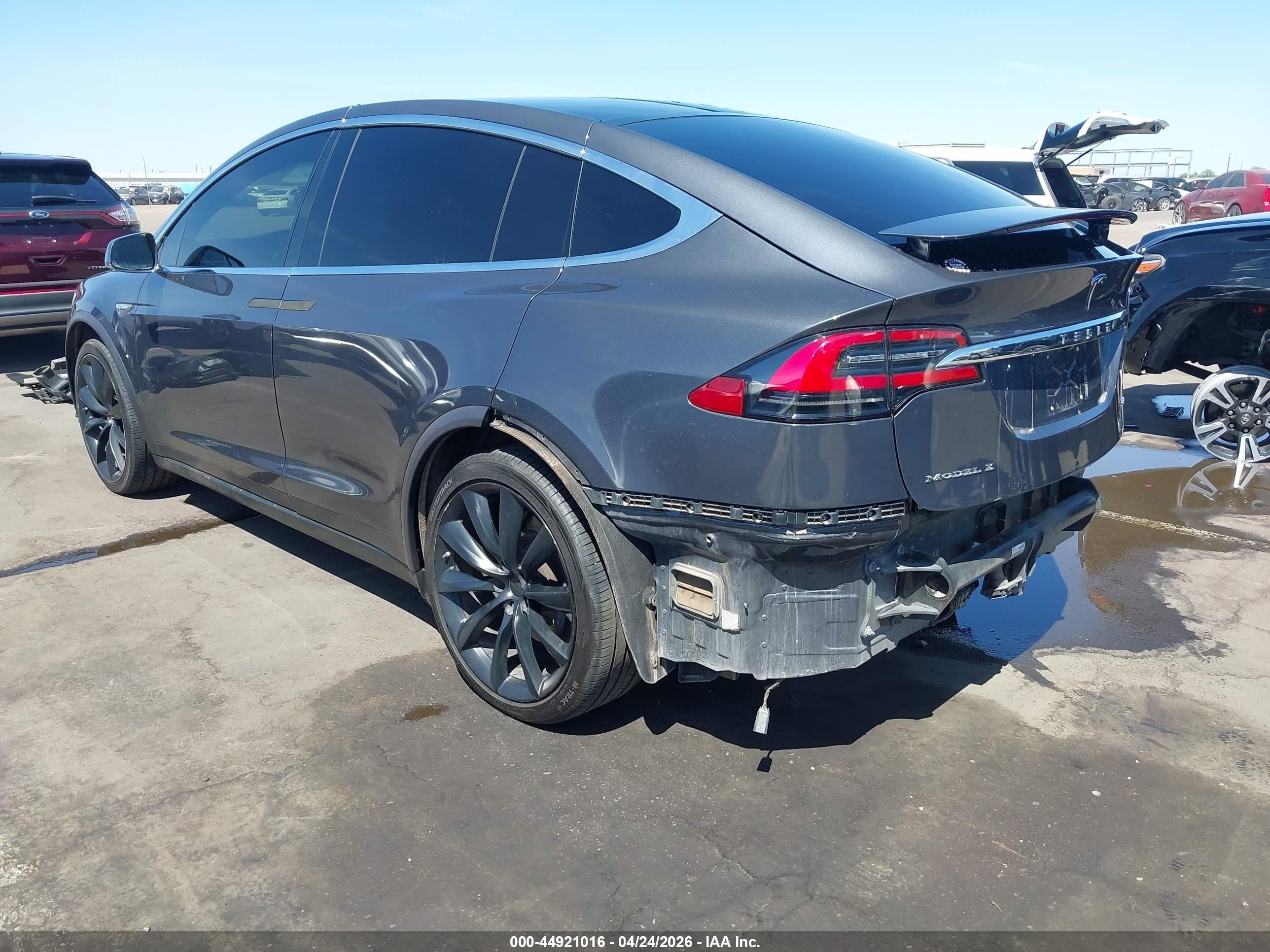2016 Tesla Model X 60d/70d/75d/90d Black vin: 5YJXCAE26GF001929