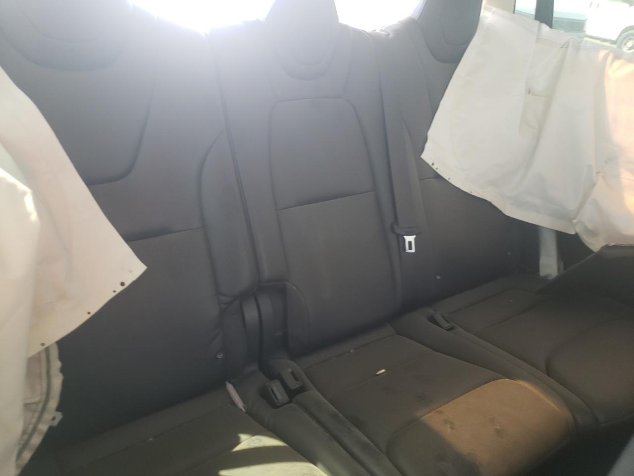 2018 Tesla Model X  Black vin: 5YJXCAE29JF090919