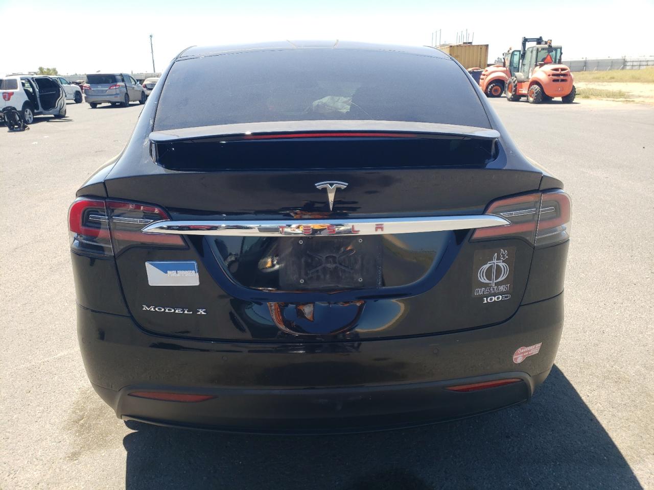2018 Tesla Model X  Black vin: 5YJXCAE29JF090919